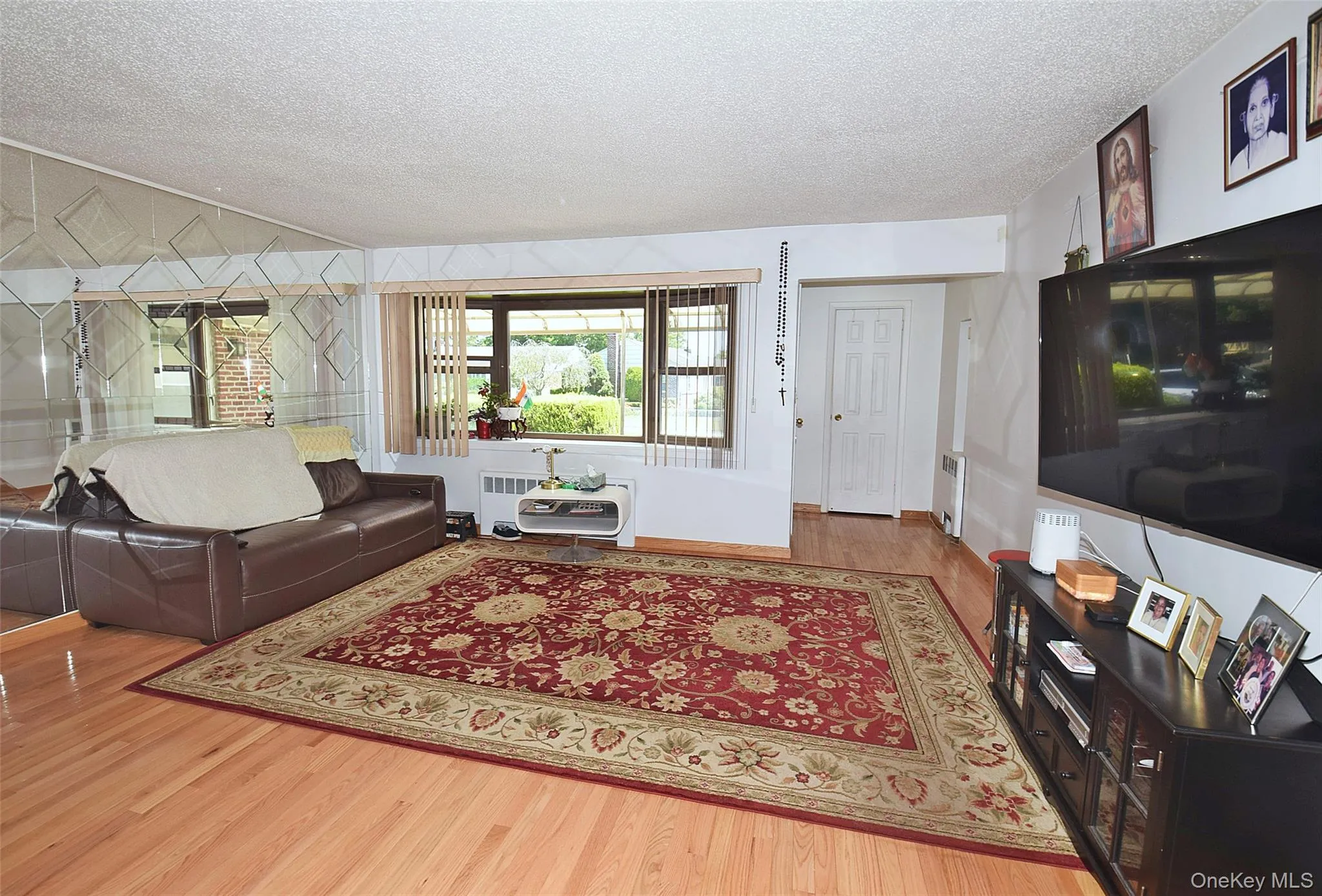 792 Bauer Street, Hempstead, NY, 3 Bedrooms Bedrooms, 7 Rooms Rooms,1 BathroomBathrooms,Residential,For Rent,Bauer,0,KEY1008417 792 Bauer Street, Hempstead, NY, 3 Bedrooms Bedrooms, 7 Rooms Rooms,1 BathroomBathrooms,Residential,For Rent,Bauer,0,KEY1008417