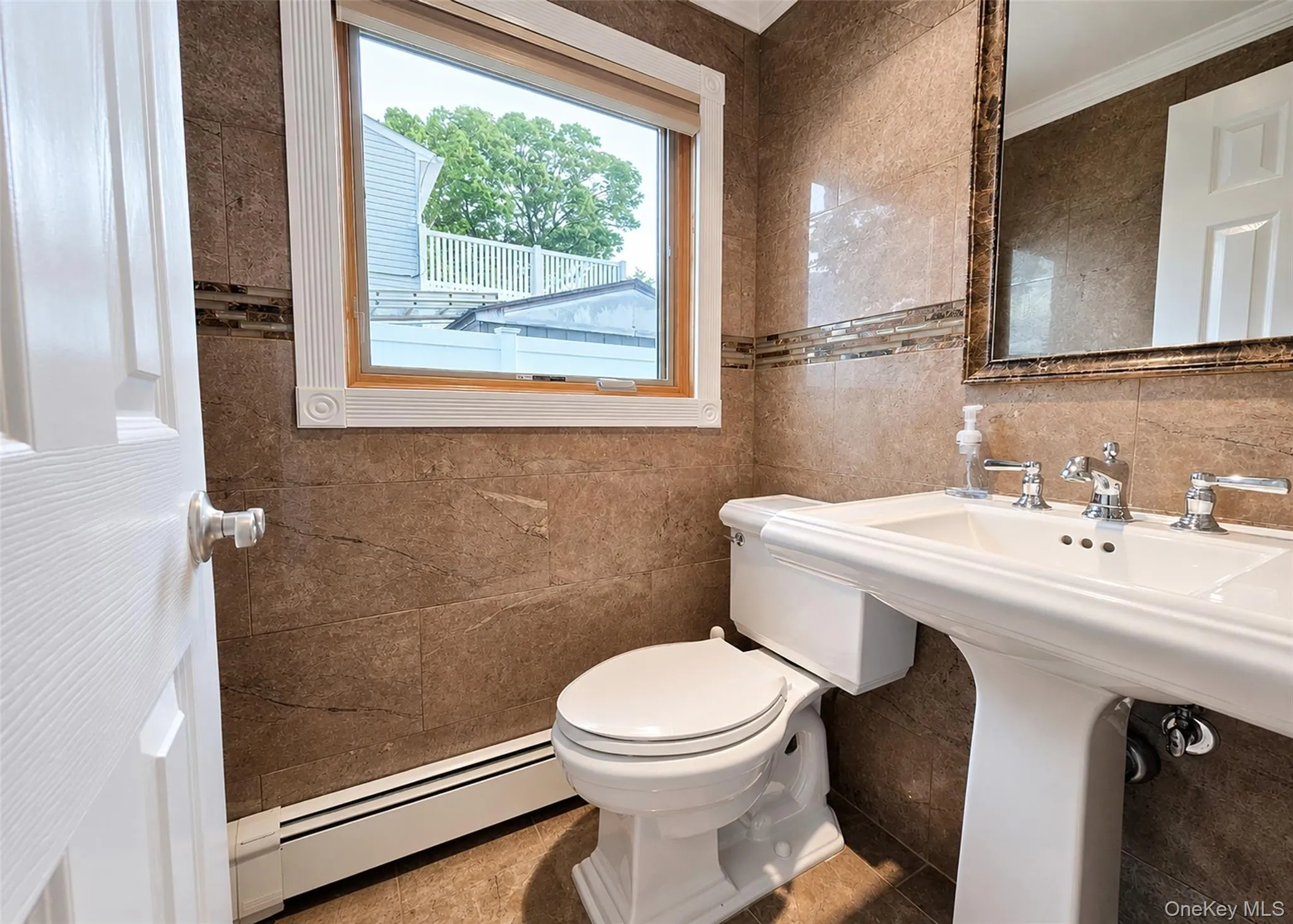 2 Sussex Lane, Brookhaven, NY, 4 Bedrooms Bedrooms, 7 Rooms Rooms,2 BathroomsBathrooms,Residential,For Rent,Sussex,0,1008418 2 Sussex Lane, Brookhaven, NY, 4 Bedrooms Bedrooms, 7 Rooms Rooms,2 BathroomsBathrooms,Residential,For Rent,Sussex,0,1008418