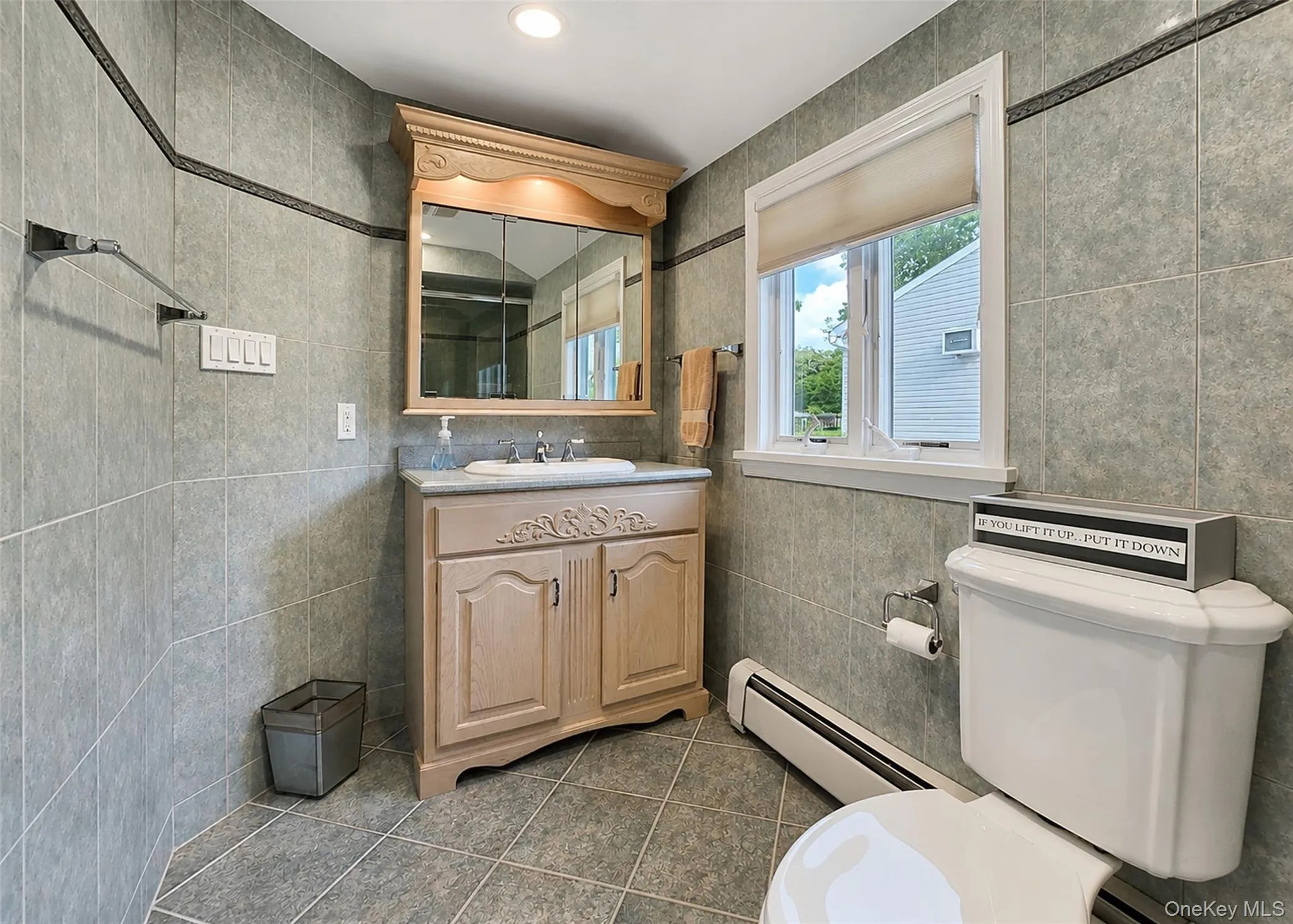 2 Sussex Lane, Brookhaven, NY, 4 Bedrooms Bedrooms, 7 Rooms Rooms,2 BathroomsBathrooms,Residential,For Rent,Sussex,0,1008418 2 Sussex Lane, Brookhaven, NY, 4 Bedrooms Bedrooms, 7 Rooms Rooms,2 BathroomsBathrooms,Residential,For Rent,Sussex,0,1008418