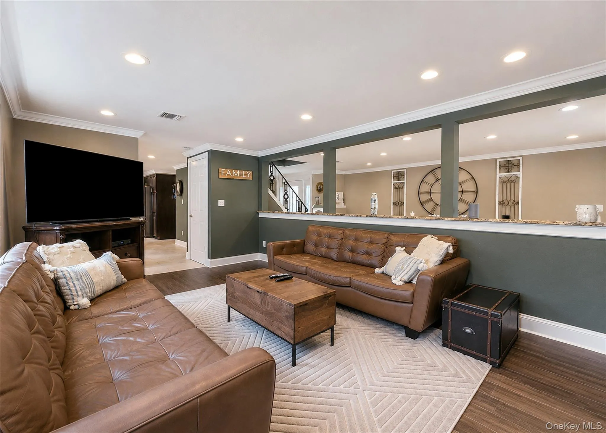 2 Sussex Lane, Brookhaven, NY, 4 Bedrooms Bedrooms, 7 Rooms Rooms,2 BathroomsBathrooms,Residential,For Rent,Sussex,0,1008418 2 Sussex Lane, Brookhaven, NY, 4 Bedrooms Bedrooms, 7 Rooms Rooms,2 BathroomsBathrooms,Residential,For Rent,Sussex,0,1008418