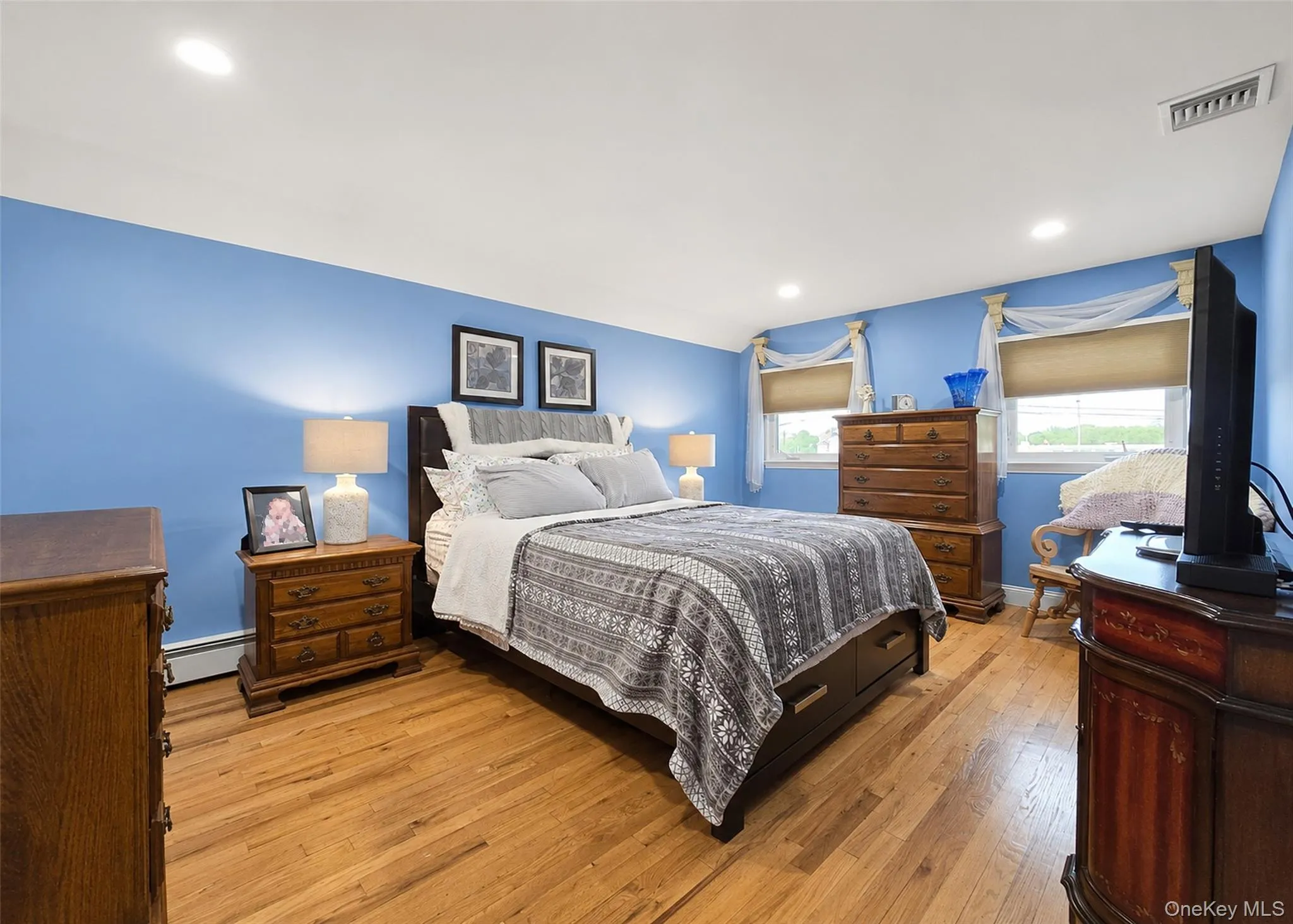 2 Sussex Lane, Brookhaven, NY, 4 Bedrooms Bedrooms, 7 Rooms Rooms,2 BathroomsBathrooms,Residential,For Rent,Sussex,0,1008418 2 Sussex Lane, Brookhaven, NY, 4 Bedrooms Bedrooms, 7 Rooms Rooms,2 BathroomsBathrooms,Residential,For Rent,Sussex,0,1008418