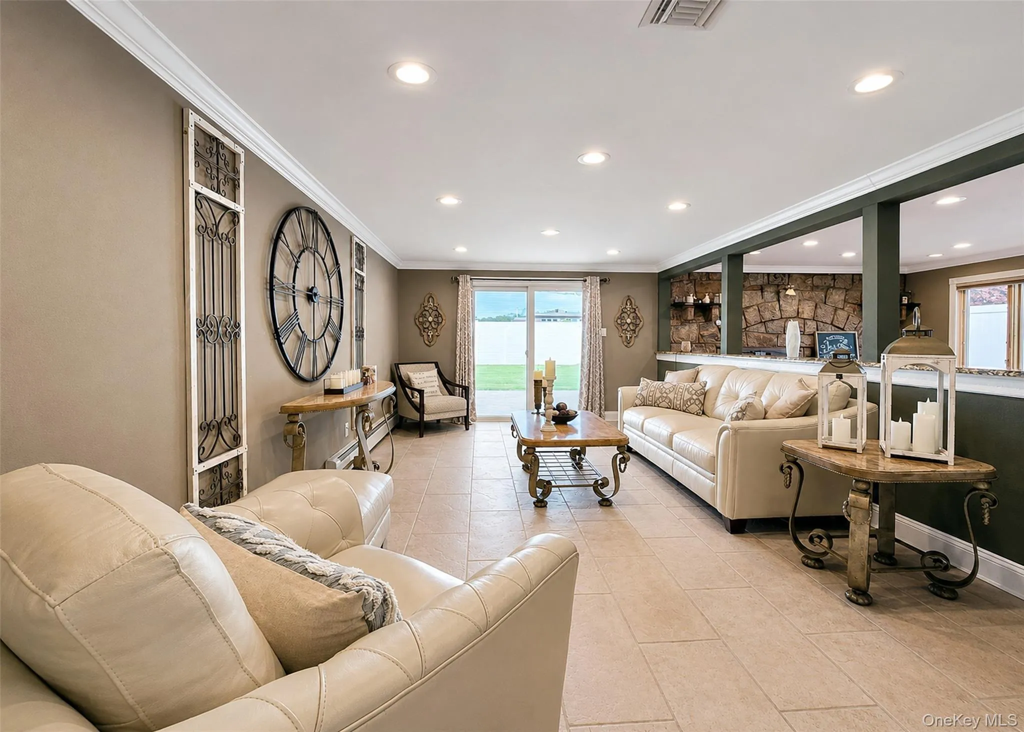 2 Sussex Lane, Brookhaven, NY, 4 Bedrooms Bedrooms, 7 Rooms Rooms,2 BathroomsBathrooms,Residential,For Rent,Sussex,0,1008418 2 Sussex Lane, Brookhaven, NY, 4 Bedrooms Bedrooms, 7 Rooms Rooms,2 BathroomsBathrooms,Residential,For Rent,Sussex,0,1008418