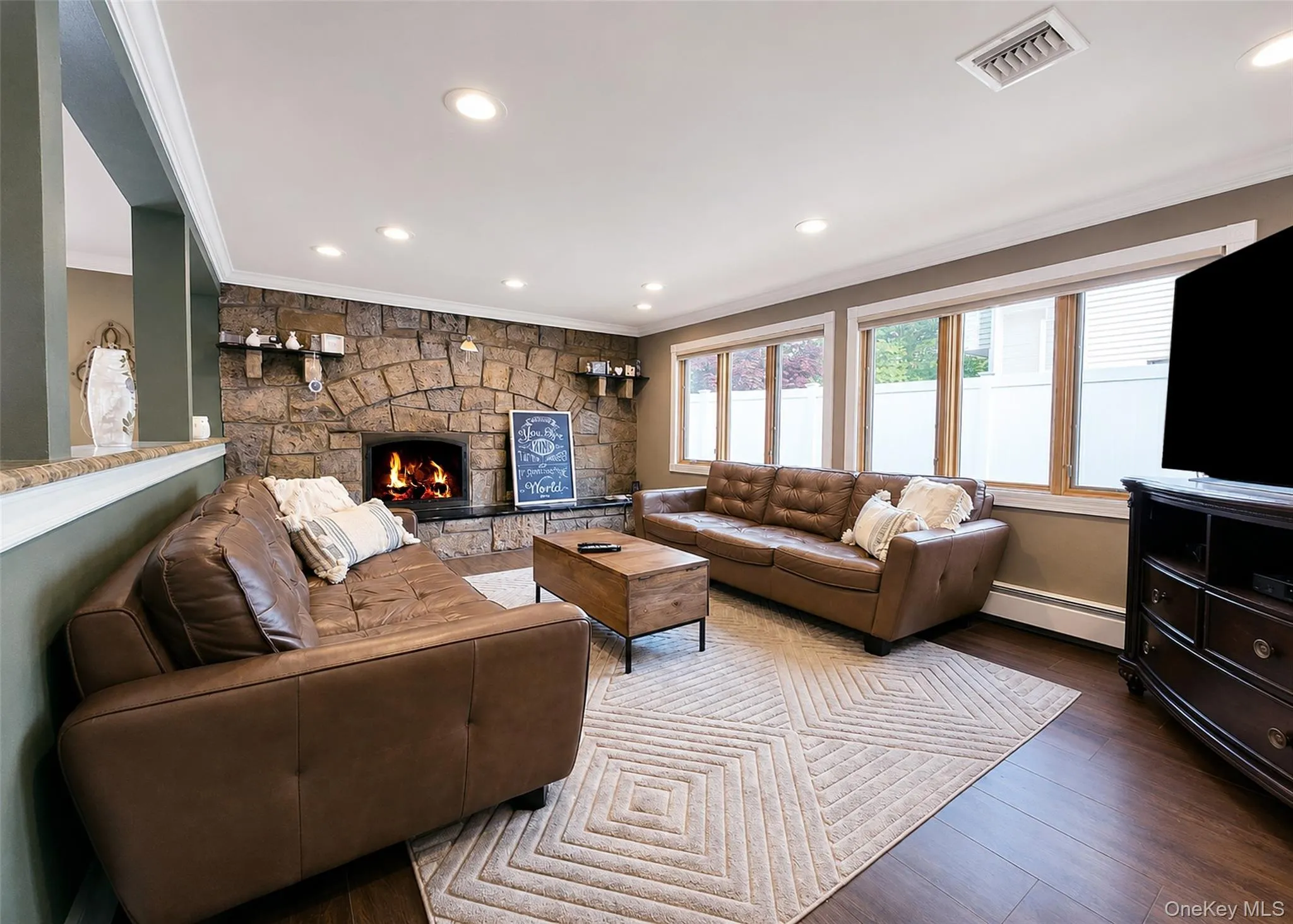 2 Sussex Lane, Brookhaven, NY, 4 Bedrooms Bedrooms, 7 Rooms Rooms,2 BathroomsBathrooms,Residential,For Rent,Sussex,0,1008418 2 Sussex Lane, Brookhaven, NY, 4 Bedrooms Bedrooms, 7 Rooms Rooms,2 BathroomsBathrooms,Residential,For Rent,Sussex,0,1008418