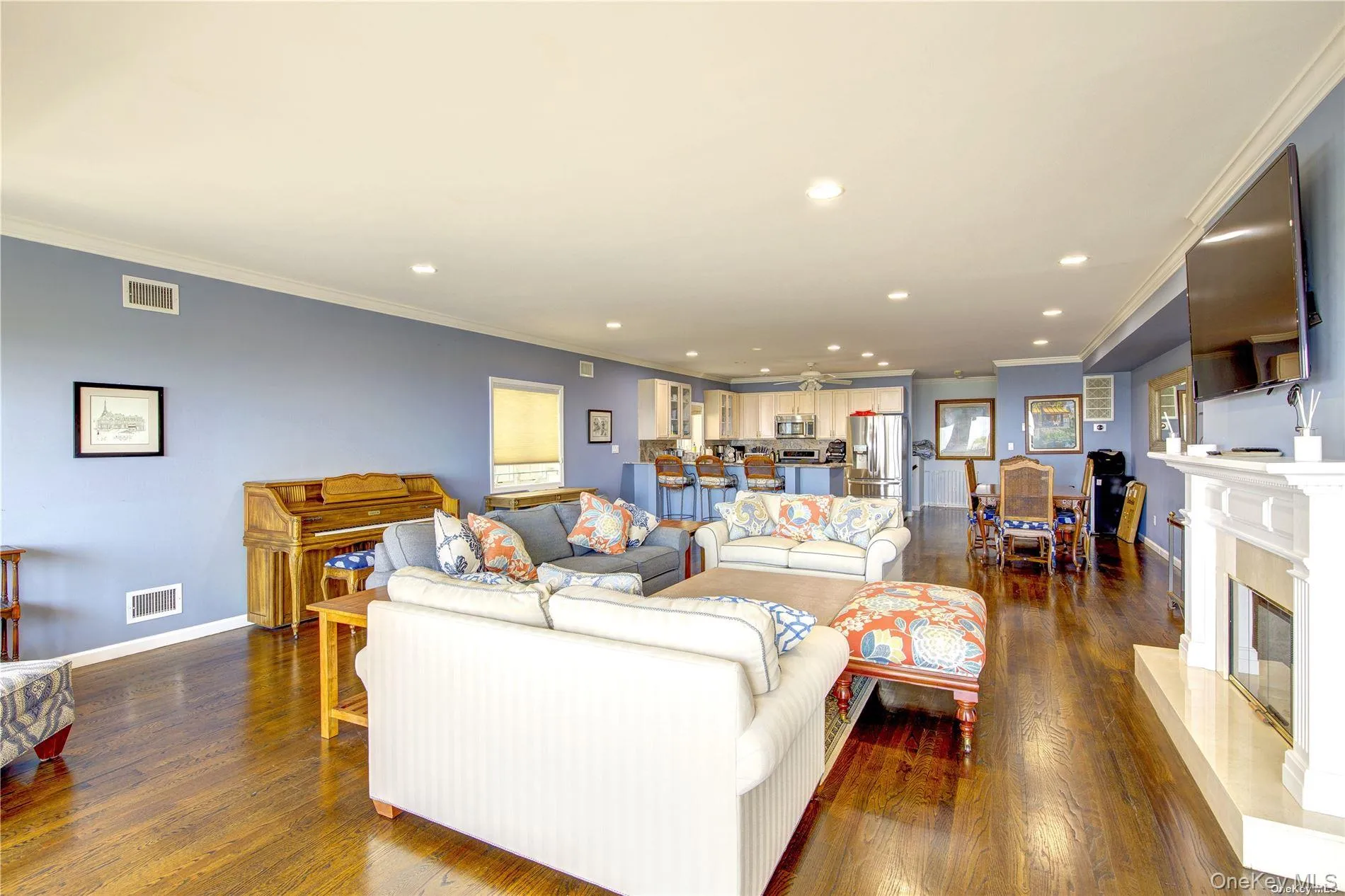 1051 Oceanfront, Long Beach, NY, 3 Bedrooms Bedrooms, 6 Rooms Rooms,2 BathroomsBathrooms,Residential Lease,For Rent,Oceanfront,0,1008421 1051 Oceanfront, Long Beach, NY, 3 Bedrooms Bedrooms, 6 Rooms Rooms,2 BathroomsBathrooms,Residential Lease,For Rent,Oceanfront,0,1008421