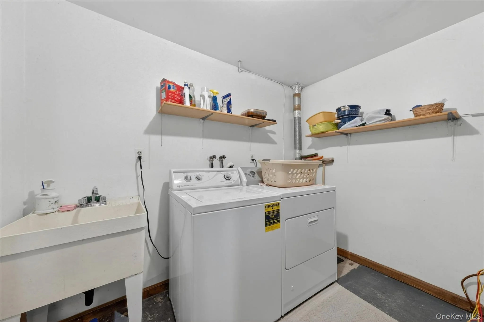 22 Beverly Drive, Warwick (town), NY, 3 Bedrooms Bedrooms, 7 Rooms Rooms,2 BathroomsBathrooms,Residential,For Rent,Beverly,0,1008422 22 Beverly Drive, Warwick (town), NY, 3 Bedrooms Bedrooms, 7 Rooms Rooms,2 BathroomsBathrooms,Residential,For Rent,Beverly,0,1008422