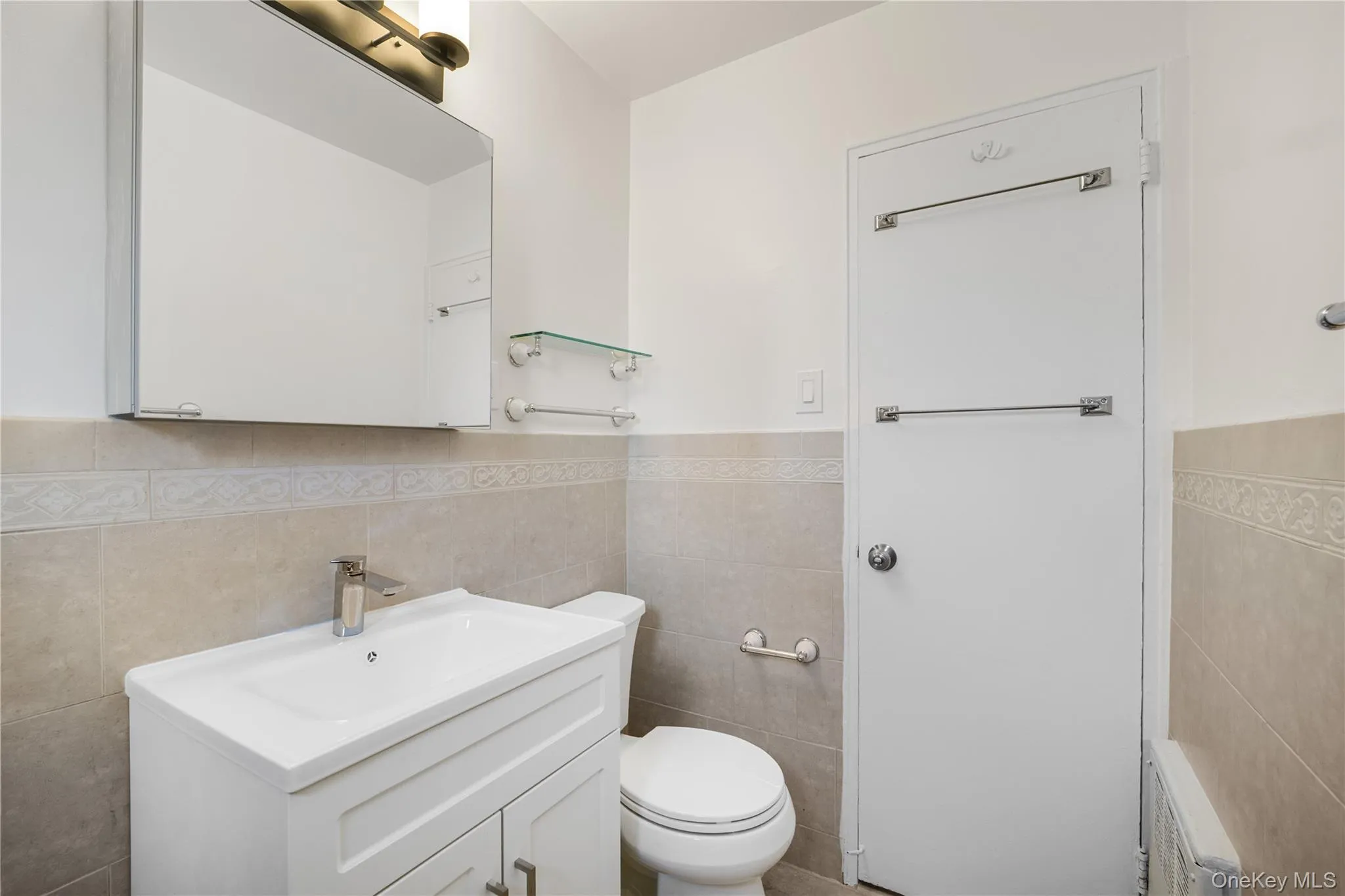 73-23 220th Street, New York, NY, 2 Bedrooms Bedrooms, 4 Rooms Rooms,1 BathroomBathrooms,Residential,For Rent,220th,0,1008424 73-23 220th Street, New York, NY, 2 Bedrooms Bedrooms, 4 Rooms Rooms,1 BathroomBathrooms,Residential,For Rent,220th,0,1008424