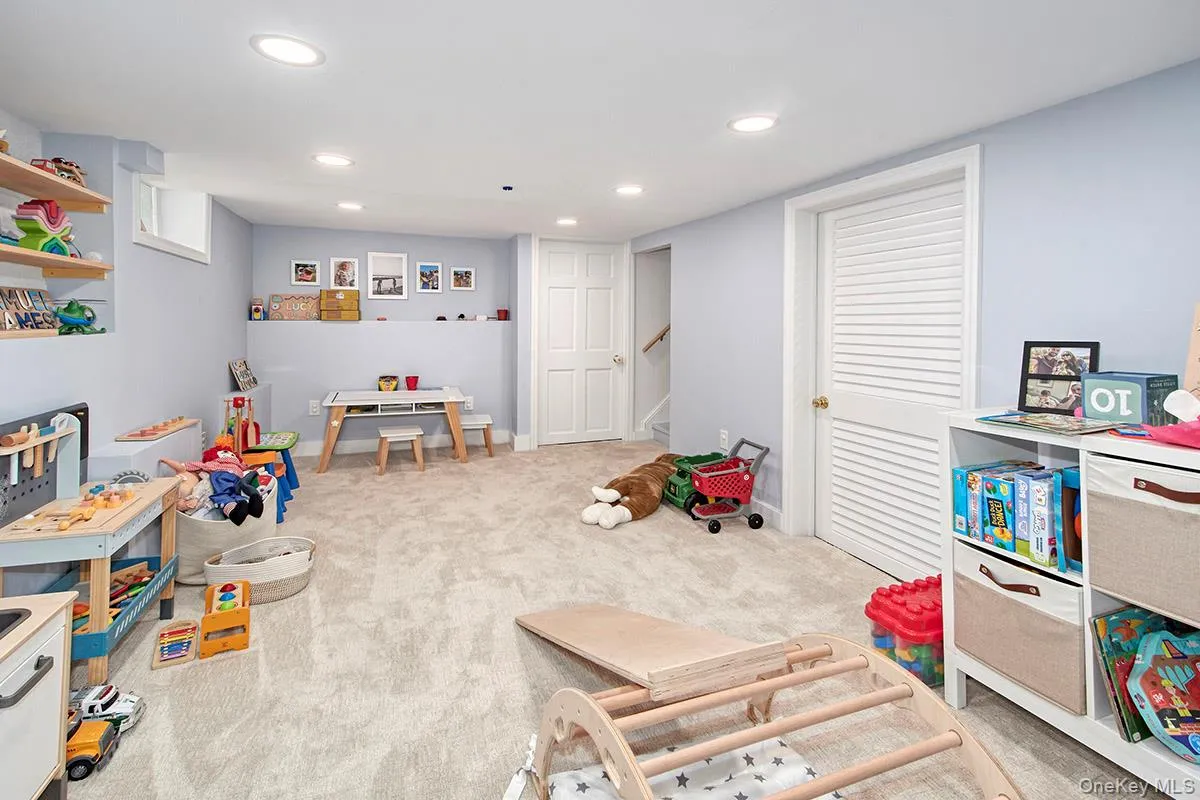 Recreation/Playroom Recreation/Playroom