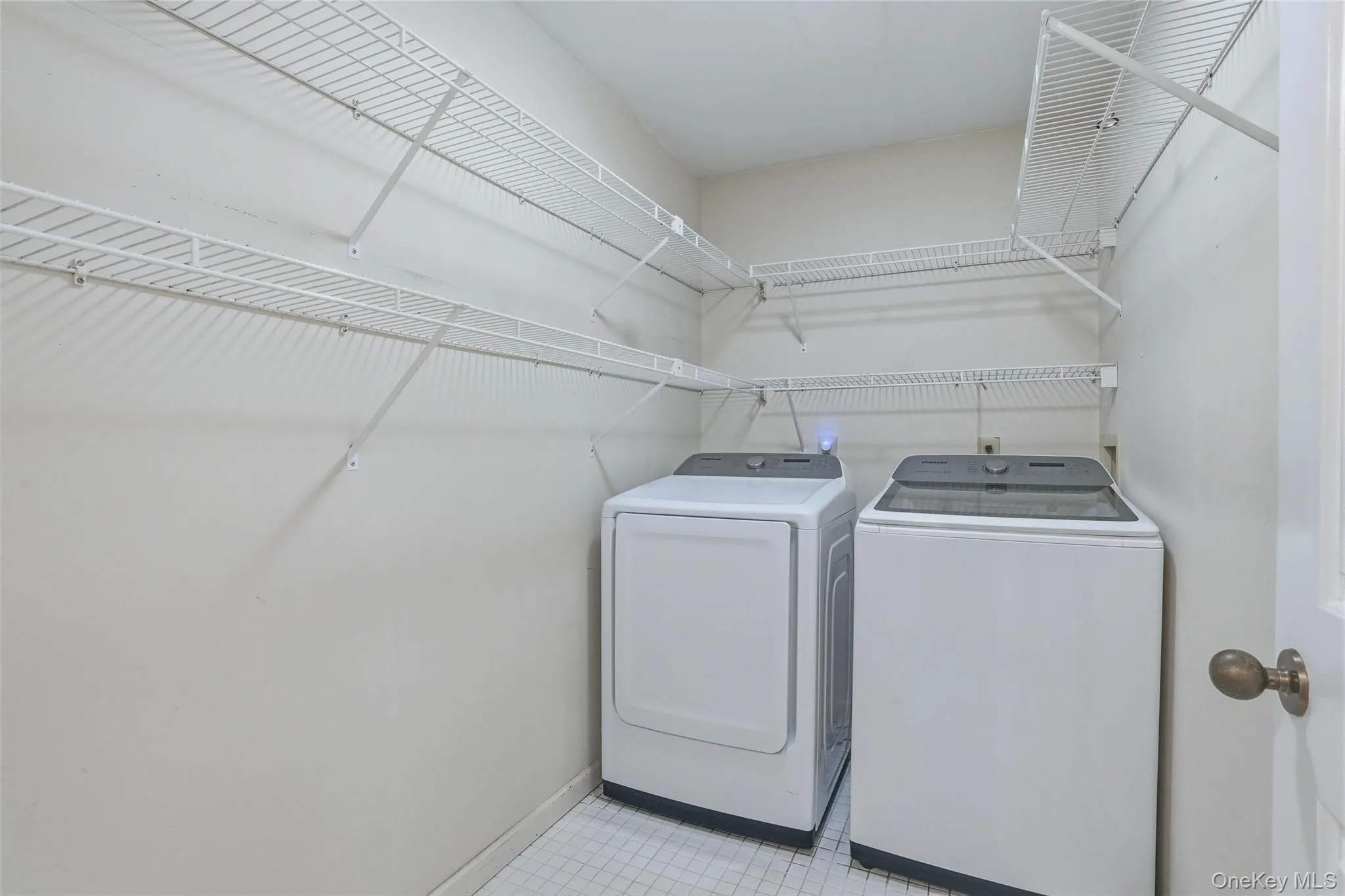 21 Maine Drive, Newburgh (town), NY, 2 Bedrooms Bedrooms, 7 Rooms Rooms,2 BathroomsBathrooms,Residential,For Rent,Maine,0,1008429 21 Maine Drive, Newburgh (town), NY, 2 Bedrooms Bedrooms, 7 Rooms Rooms,2 BathroomsBathrooms,Residential,For Rent,Maine,0,1008429