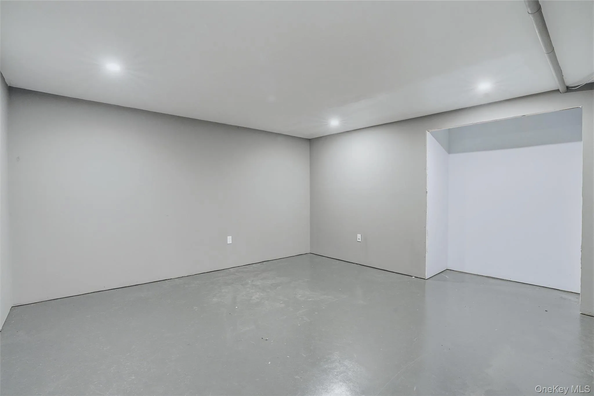 21 Maine Drive, Newburgh (town), NY, 2 Bedrooms Bedrooms, 7 Rooms Rooms,2 BathroomsBathrooms,Residential,For Rent,Maine,0,1008429 21 Maine Drive, Newburgh (town), NY, 2 Bedrooms Bedrooms, 7 Rooms Rooms,2 BathroomsBathrooms,Residential,For Rent,Maine,0,1008429