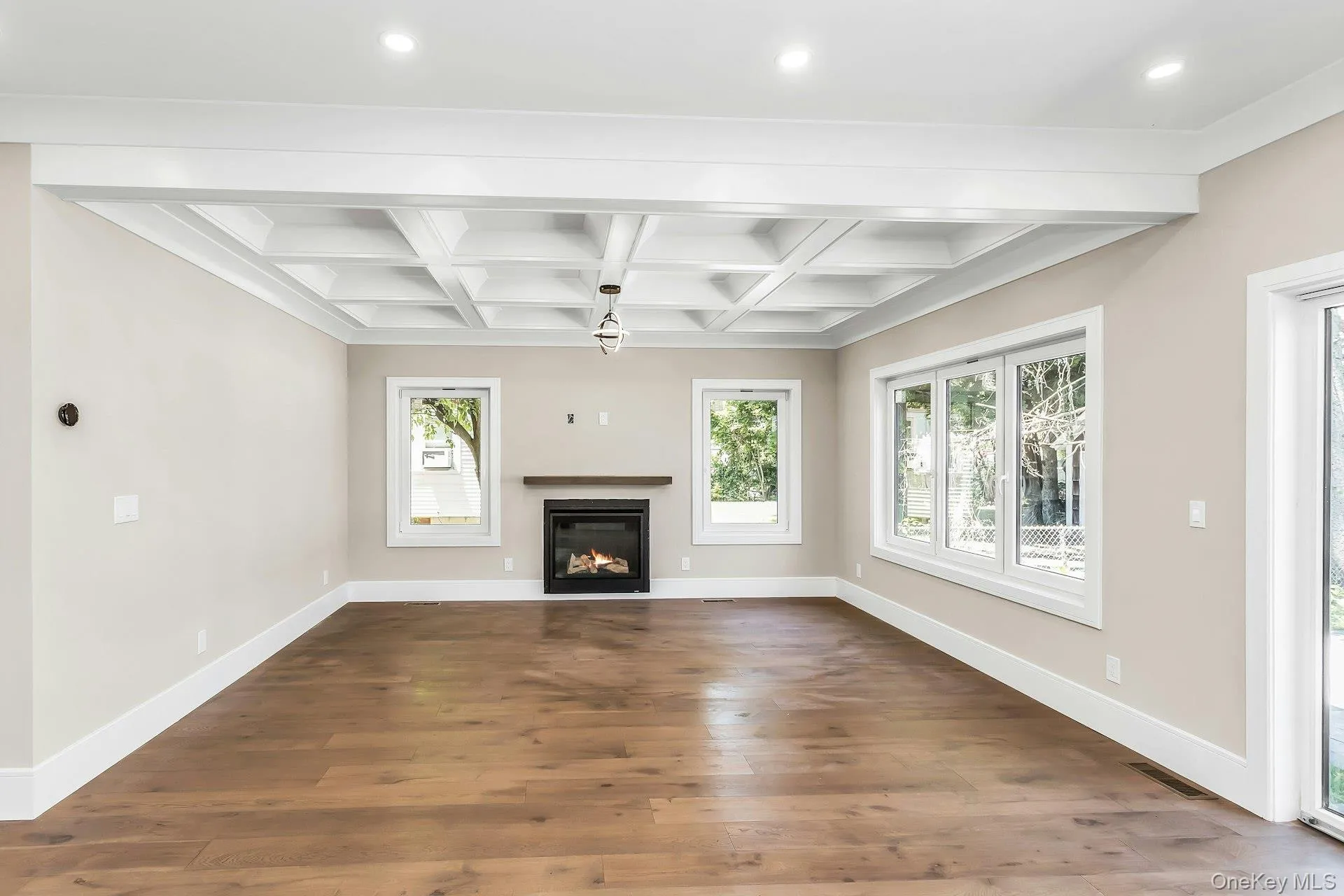 118 Cherry Street, Oyster Bay, NY, 5 Bedrooms Bedrooms, 12 Rooms Rooms,5 BathroomsBathrooms,Residential,For Rent,Cherry,0,1008430 118 Cherry Street, Oyster Bay, NY, 5 Bedrooms Bedrooms, 12 Rooms Rooms,5 BathroomsBathrooms,Residential,For Rent,Cherry,0,1008430