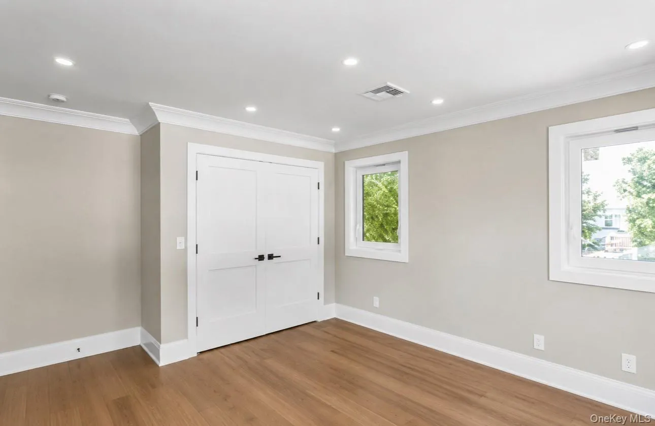 118 Cherry Street, Oyster Bay, NY, 5 Bedrooms Bedrooms, 12 Rooms Rooms,5 BathroomsBathrooms,Residential,For Rent,Cherry,0,KEY1008430 118 Cherry Street, Oyster Bay, NY, 5 Bedrooms Bedrooms, 12 Rooms Rooms,5 BathroomsBathrooms,Residential,For Rent,Cherry,0,KEY1008430