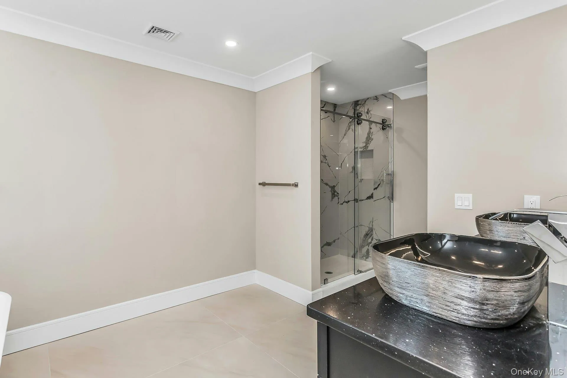 118 Cherry Street, Oyster Bay, NY, 5 Bedrooms Bedrooms, 12 Rooms Rooms,5 BathroomsBathrooms,Residential,For Rent,Cherry,0,KEY1008430 118 Cherry Street, Oyster Bay, NY, 5 Bedrooms Bedrooms, 12 Rooms Rooms,5 BathroomsBathrooms,Residential,For Rent,Cherry,0,KEY1008430