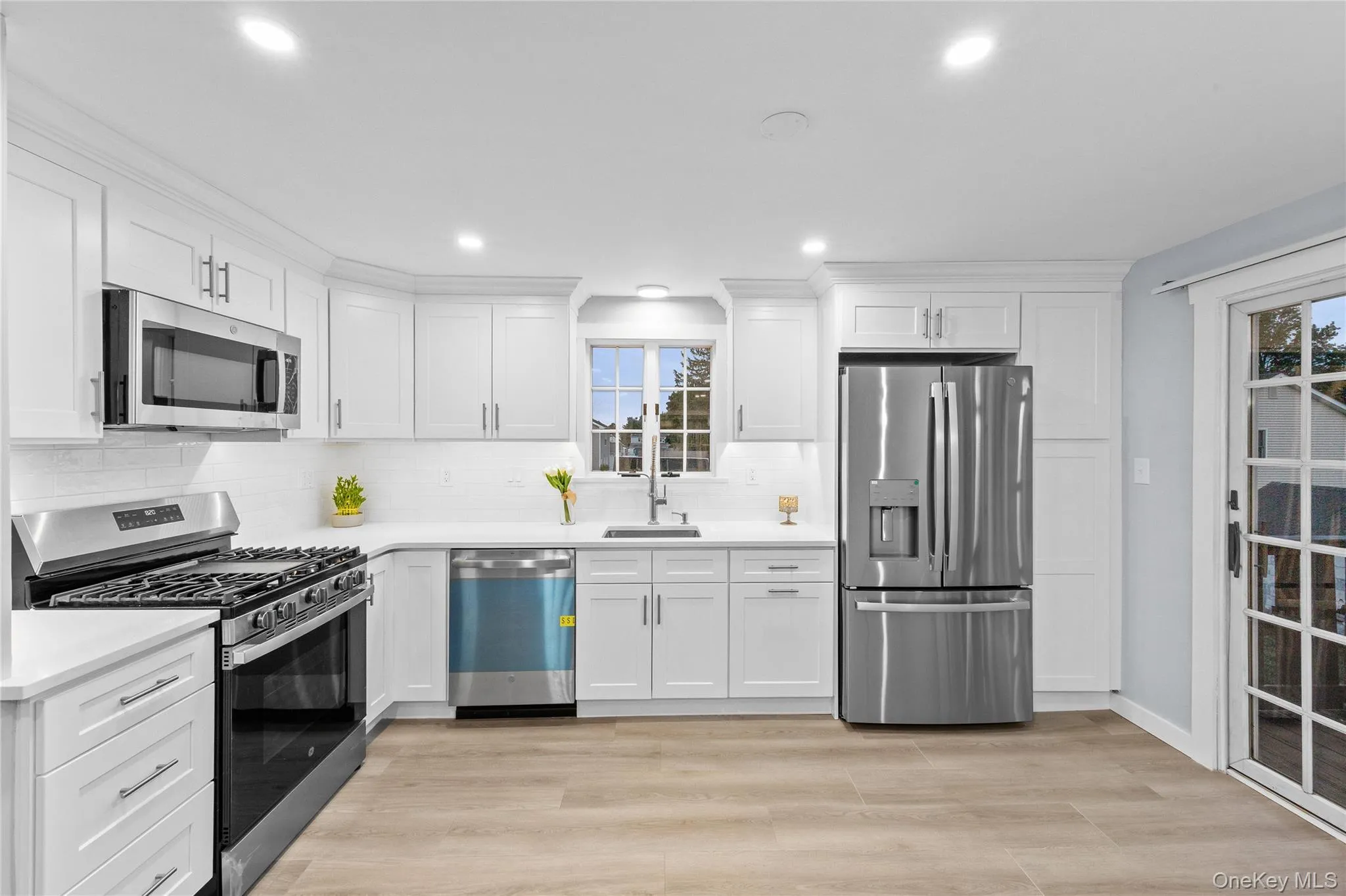 103 Parkview Street, Oyster Bay, NY, 5 Bedrooms Bedrooms, 10 Rooms Rooms,2 BathroomsBathrooms,Residential,For Rent,Parkview,0,1008431 103 Parkview Street, Oyster Bay, NY, 5 Bedrooms Bedrooms, 10 Rooms Rooms,2 BathroomsBathrooms,Residential,For Rent,Parkview,0,1008431