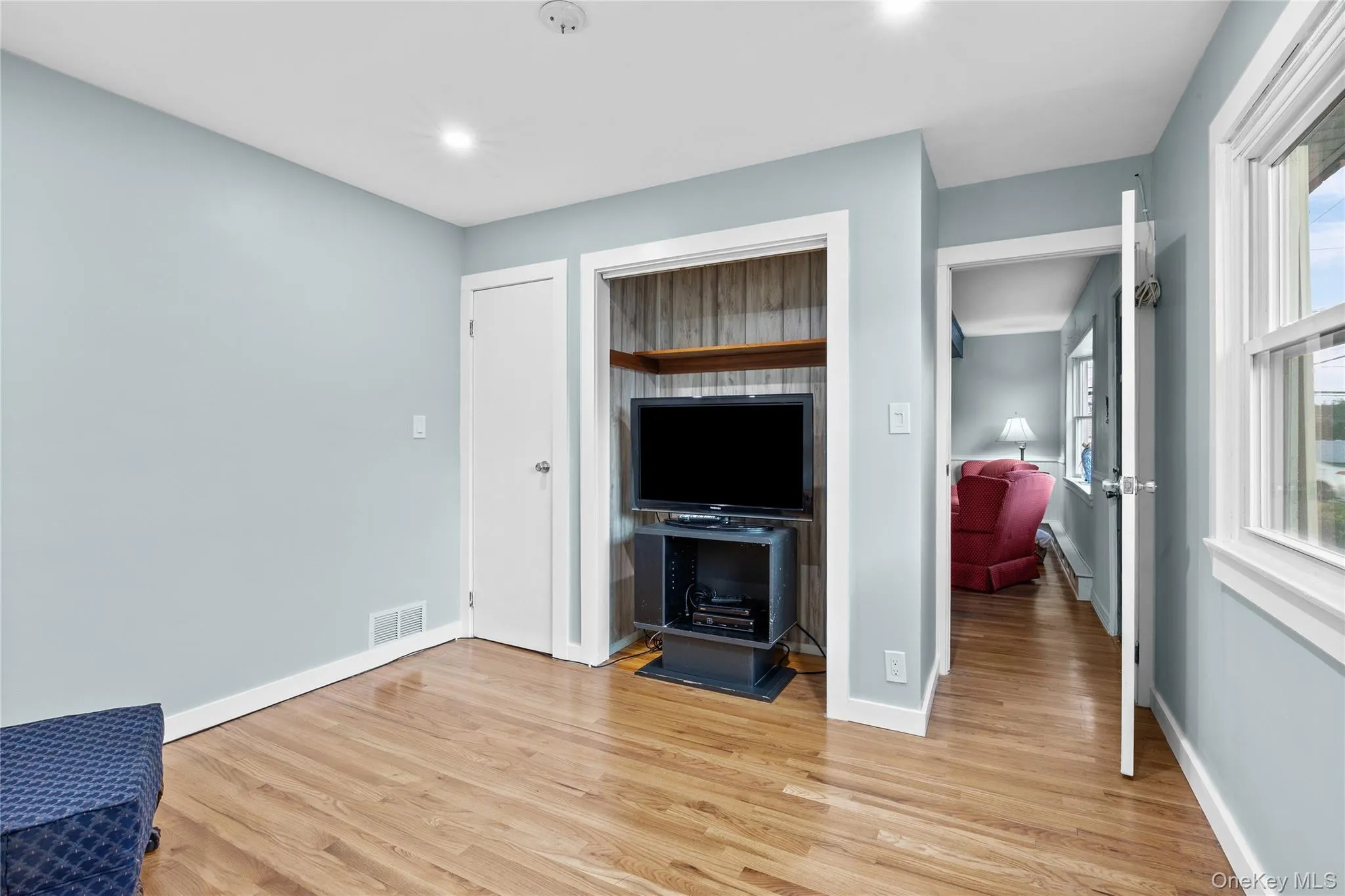 1st Bedroom - 1st Floor 1st Bedroom - 1st Floor