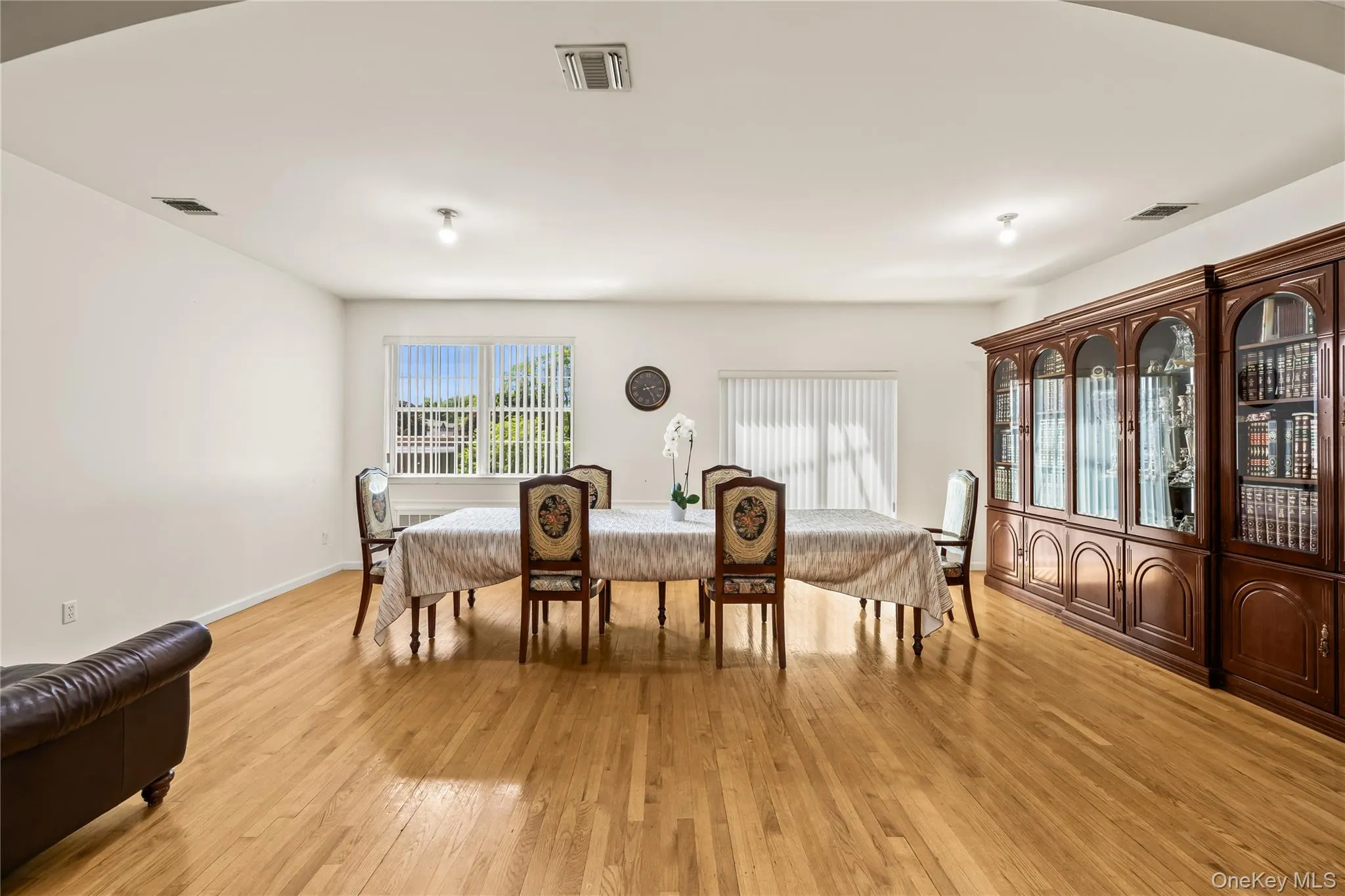 1206 Parkview Drive, Ramapo, NY, 5 Bedrooms Bedrooms, 12 Rooms Rooms,3 BathroomsBathrooms,Residential,For Rent,Parkview,0,1008432 1206 Parkview Drive, Ramapo, NY, 5 Bedrooms Bedrooms, 12 Rooms Rooms,3 BathroomsBathrooms,Residential,For Rent,Parkview,0,1008432