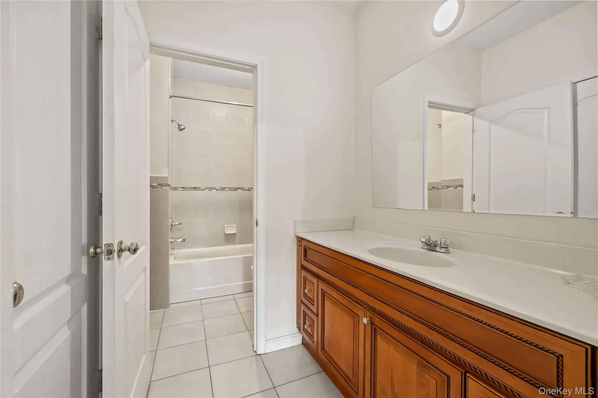 1206 Parkview Drive, Ramapo, NY, 5 Bedrooms Bedrooms, 12 Rooms Rooms,3 BathroomsBathrooms,Residential,For Rent,Parkview,0,1008432 1206 Parkview Drive, Ramapo, NY, 5 Bedrooms Bedrooms, 12 Rooms Rooms,3 BathroomsBathrooms,Residential,For Rent,Parkview,0,1008432