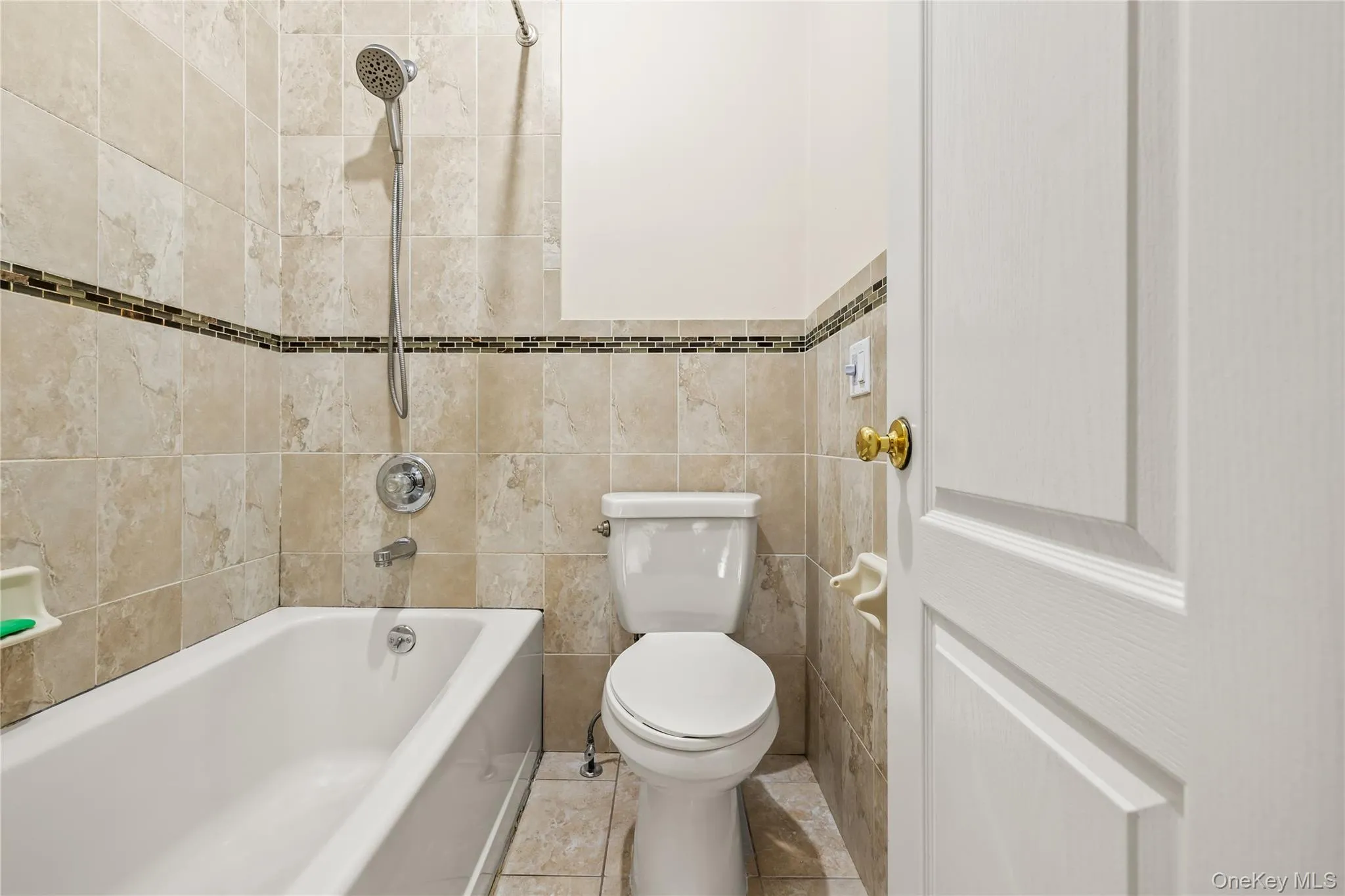1206 Parkview Drive, Ramapo, NY, 5 Bedrooms Bedrooms, 12 Rooms Rooms,3 BathroomsBathrooms,Residential,For Rent,Parkview,0,1008432 1206 Parkview Drive, Ramapo, NY, 5 Bedrooms Bedrooms, 12 Rooms Rooms,3 BathroomsBathrooms,Residential,For Rent,Parkview,0,1008432