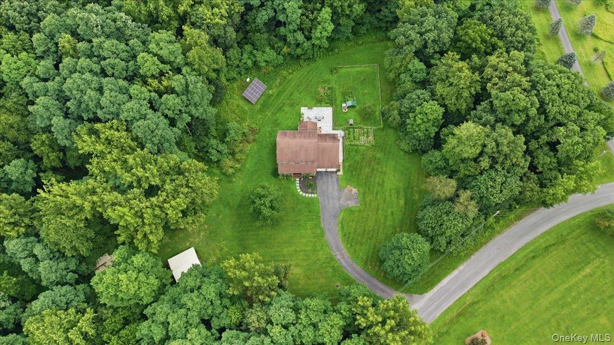 182 Red Rock Road, Cairo, NY, 4 Bedrooms Bedrooms, 7 Rooms Rooms,2 BathroomsBathrooms,Residential,For Rent,Red Rock,0,1008439 182 Red Rock Road, Cairo, NY, 4 Bedrooms Bedrooms, 7 Rooms Rooms,2 BathroomsBathrooms,Residential,For Rent,Red Rock,0,1008439
