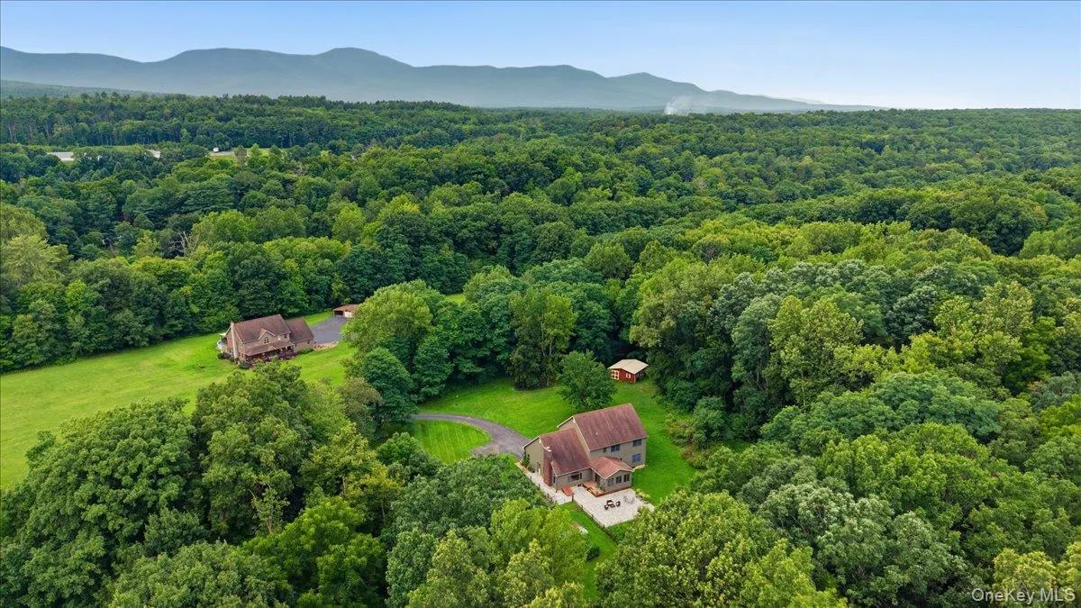 182 Red Rock Road, Cairo, NY, 4 Bedrooms Bedrooms, 7 Rooms Rooms,2 BathroomsBathrooms,Residential,For Rent,Red Rock,0,1008439 182 Red Rock Road, Cairo, NY, 4 Bedrooms Bedrooms, 7 Rooms Rooms,2 BathroomsBathrooms,Residential,For Rent,Red Rock,0,1008439