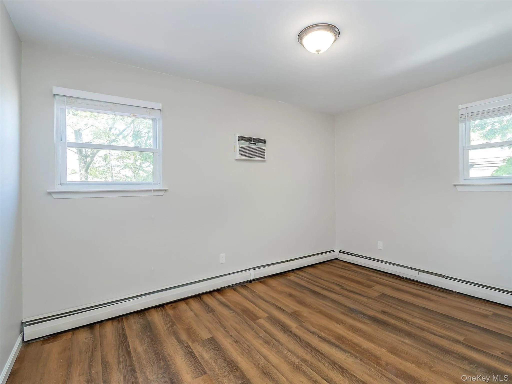 80 Maxwell Avenue, Oyster Bay, NY, 3 Bedrooms Bedrooms, 5 Rooms Rooms,1 BathroomBathrooms,Residential Lease,For Rent,Maxwell,0,1008442 80 Maxwell Avenue, Oyster Bay, NY, 3 Bedrooms Bedrooms, 5 Rooms Rooms,1 BathroomBathrooms,Residential Lease,For Rent,Maxwell,0,1008442