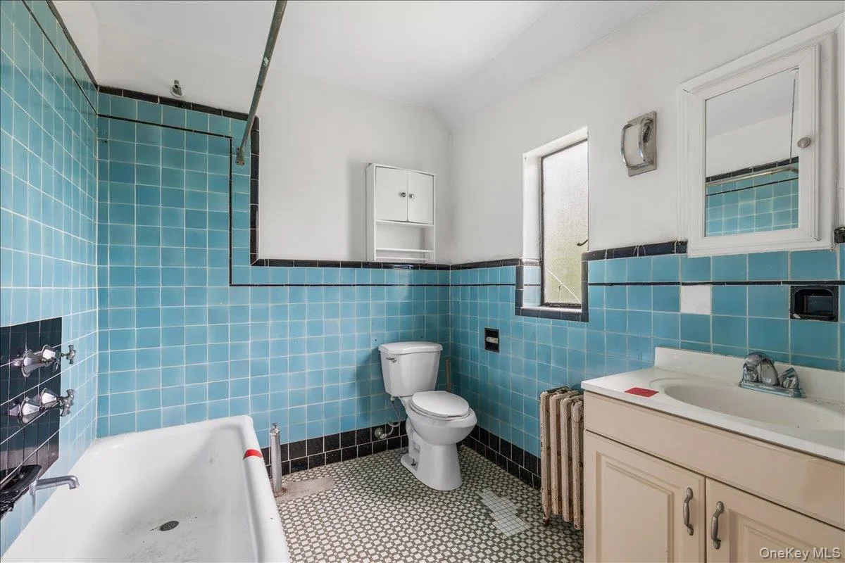 56 Northfield Road, New Rochelle, NY, 4 Bedrooms Bedrooms, 11 Rooms Rooms,3 BathroomsBathrooms,Residential,For Rent,Northfield,0,1008446 56 Northfield Road, New Rochelle, NY, 4 Bedrooms Bedrooms, 11 Rooms Rooms,3 BathroomsBathrooms,Residential,For Rent,Northfield,0,1008446