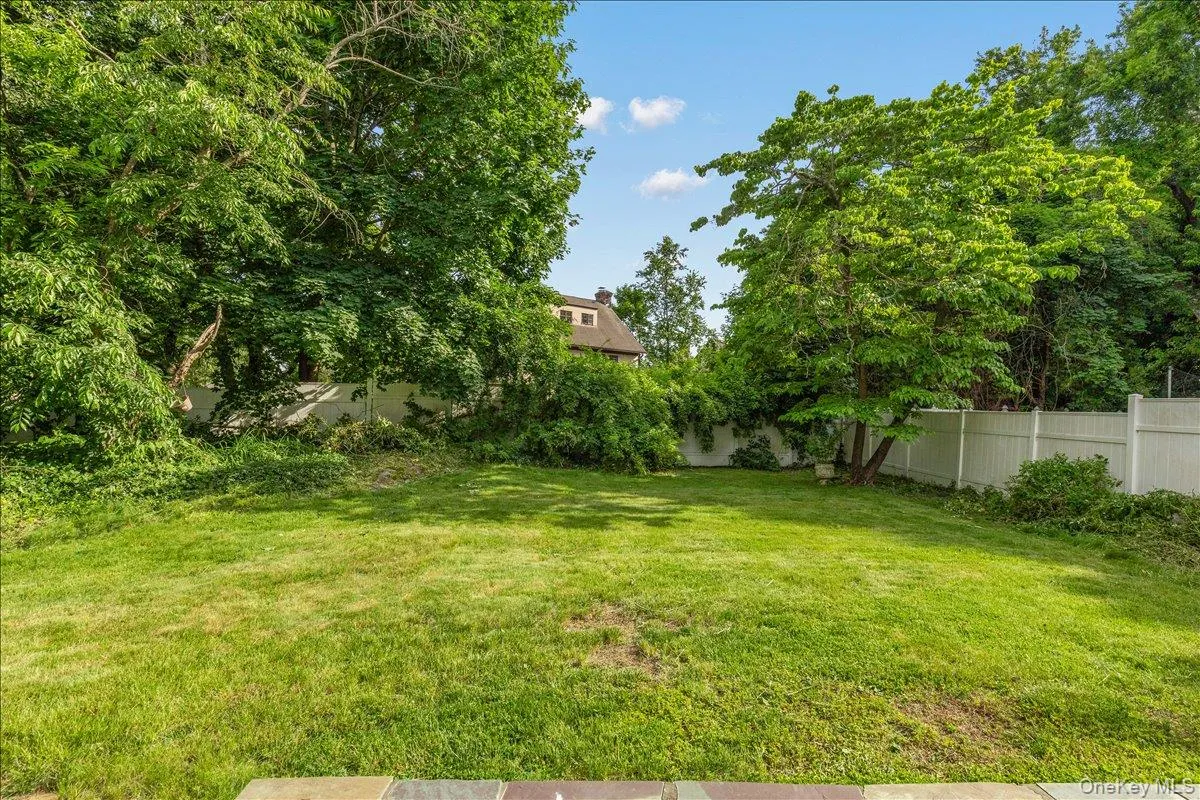 56 Northfield Road, New Rochelle, NY, 4 Bedrooms Bedrooms, 11 Rooms Rooms,3 BathroomsBathrooms,Residential,For Rent,Northfield,0,1008446 56 Northfield Road, New Rochelle, NY, 4 Bedrooms Bedrooms, 11 Rooms Rooms,3 BathroomsBathrooms,Residential,For Rent,Northfield,0,1008446