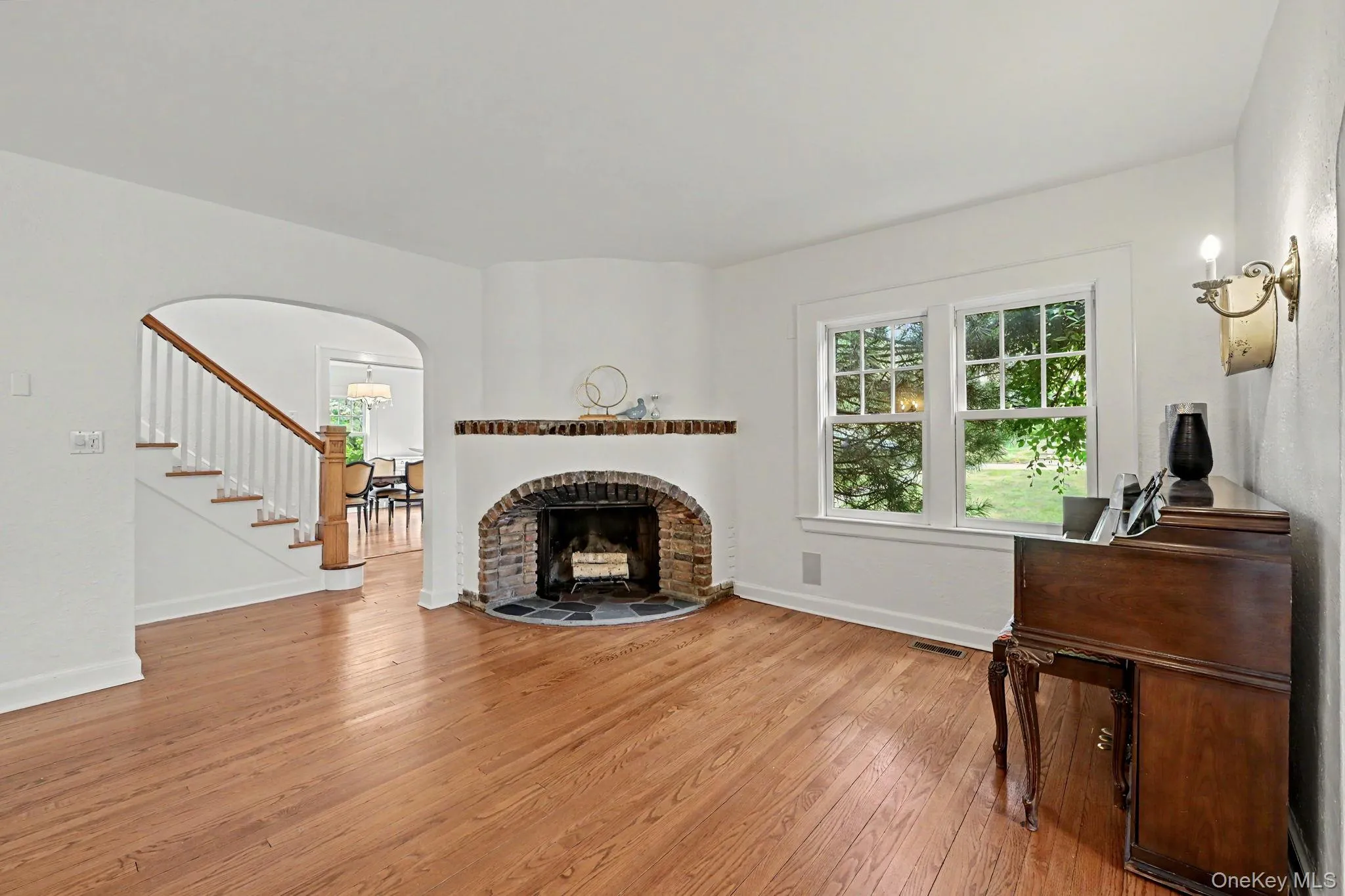 18 Fenimore Drive, Harrison, NY, 4 Bedrooms Bedrooms, 10 Rooms Rooms,3 BathroomsBathrooms,Residential,For Rent,Fenimore,0,1008450 18 Fenimore Drive, Harrison, NY, 4 Bedrooms Bedrooms, 10 Rooms Rooms,3 BathroomsBathrooms,Residential,For Rent,Fenimore,0,1008450
