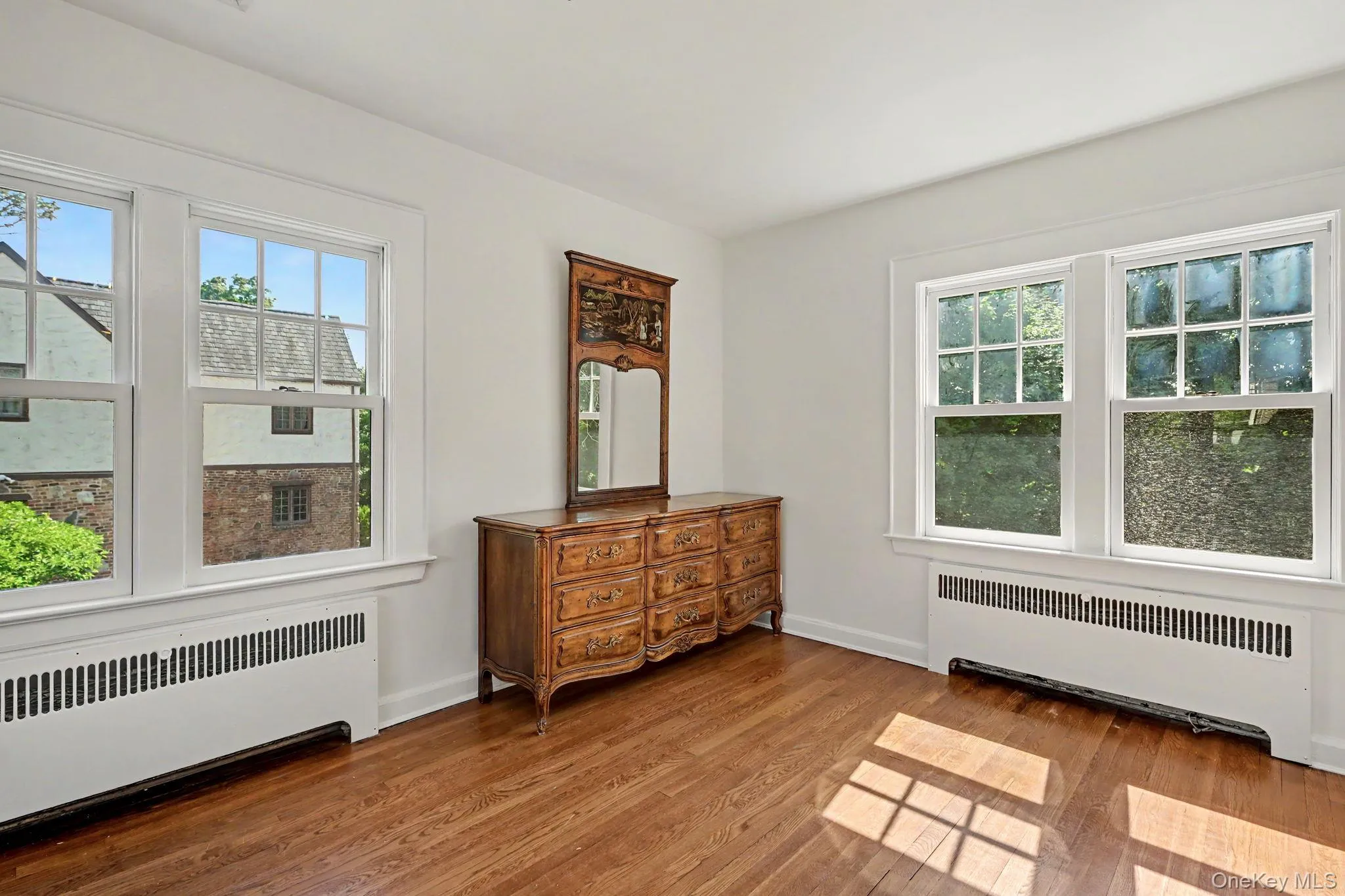 18 Fenimore Drive, Harrison, NY, 4 Bedrooms Bedrooms, 10 Rooms Rooms,3 BathroomsBathrooms,Residential,For Rent,Fenimore,0,1008450 18 Fenimore Drive, Harrison, NY, 4 Bedrooms Bedrooms, 10 Rooms Rooms,3 BathroomsBathrooms,Residential,For Rent,Fenimore,0,1008450