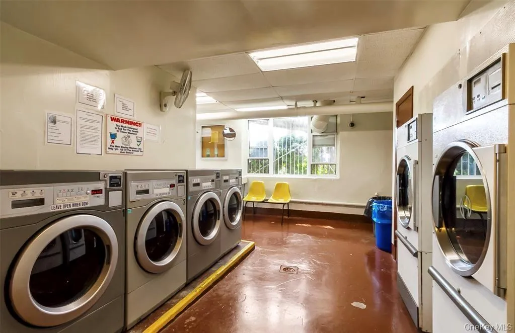 3 Sadore Lane, Yonkers, NY, 2 Bedrooms Bedrooms, 4 Rooms Rooms,1 BathroomBathrooms,Residential,For Rent,Sadore,0,1008457 3 Sadore Lane, Yonkers, NY, 2 Bedrooms Bedrooms, 4 Rooms Rooms,1 BathroomBathrooms,Residential,For Rent,Sadore,0,1008457