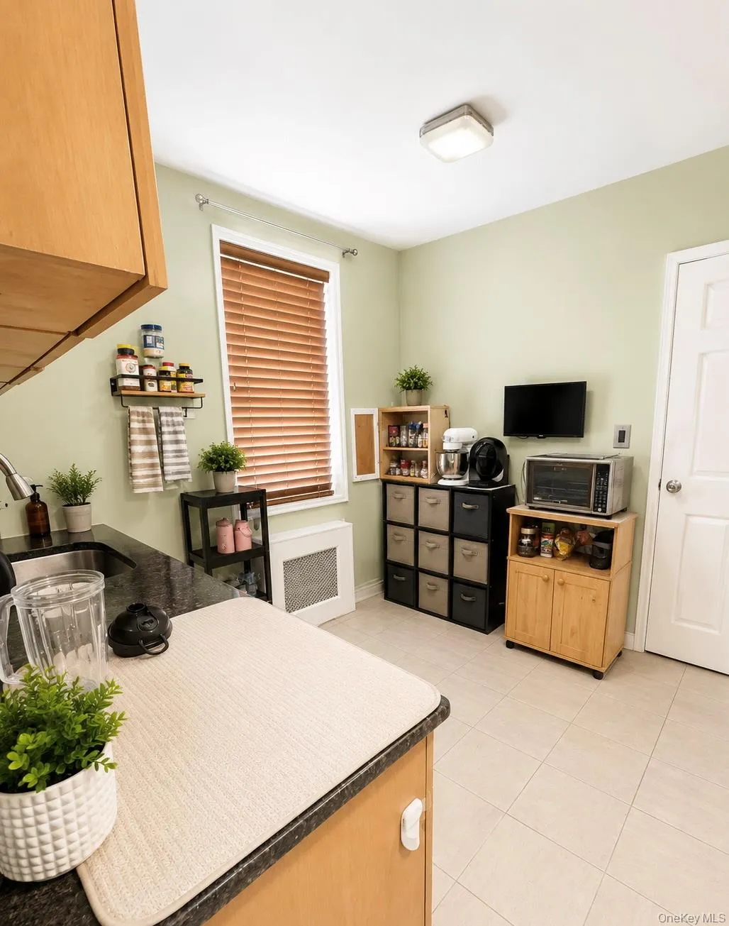 3 Sadore Lane, Yonkers, NY, 2 Bedrooms Bedrooms, 4 Rooms Rooms,1 BathroomBathrooms,Residential,For Rent,Sadore,0,1008457 3 Sadore Lane, Yonkers, NY, 2 Bedrooms Bedrooms, 4 Rooms Rooms,1 BathroomBathrooms,Residential,For Rent,Sadore,0,1008457