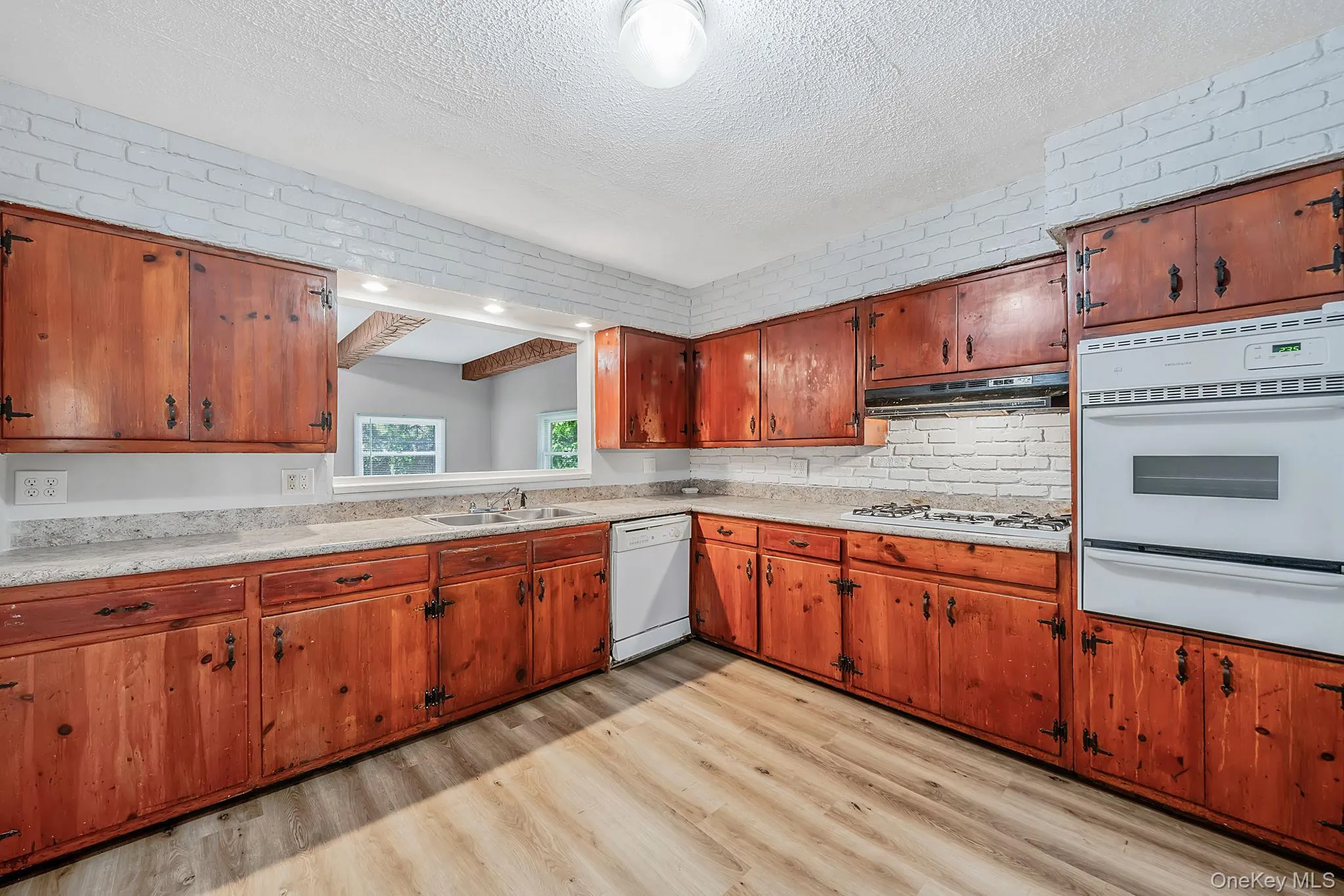 129 Shaber Road, Brookhaven, NY, 3 Bedrooms Bedrooms, 8 Rooms Rooms,2 BathroomsBathrooms,Residential,For Rent,Shaber,0,1008458 129 Shaber Road, Brookhaven, NY, 3 Bedrooms Bedrooms, 8 Rooms Rooms,2 BathroomsBathrooms,Residential,For Rent,Shaber,0,1008458