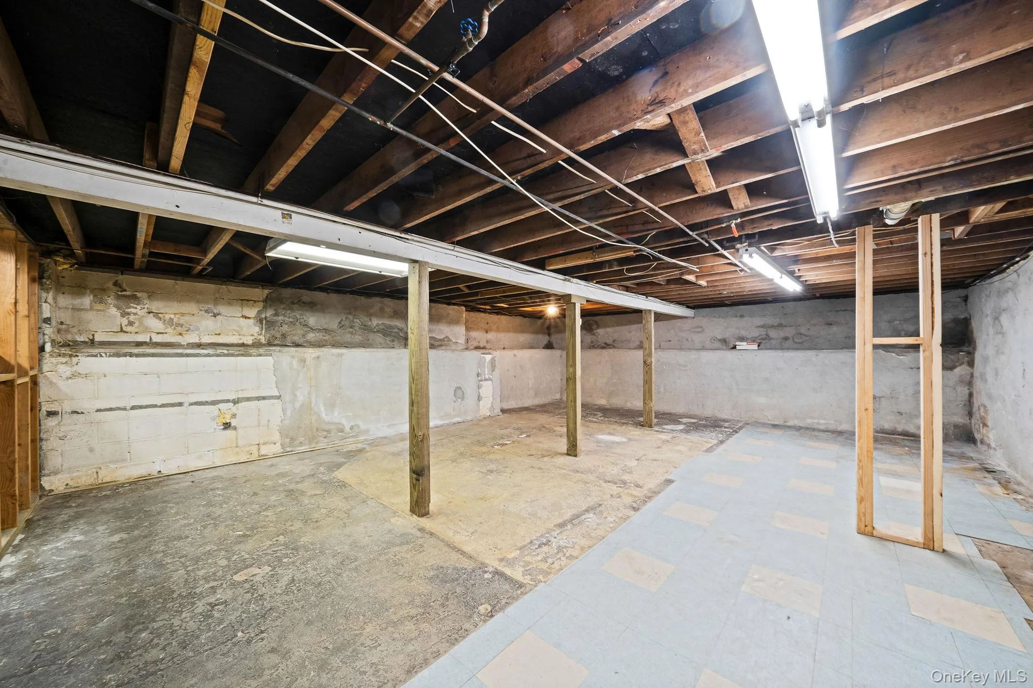 129 Shaber Road, Brookhaven, NY, 3 Bedrooms Bedrooms, 8 Rooms Rooms,2 BathroomsBathrooms,Residential,For Rent,Shaber,0,1008458 129 Shaber Road, Brookhaven, NY, 3 Bedrooms Bedrooms, 8 Rooms Rooms,2 BathroomsBathrooms,Residential,For Rent,Shaber,0,1008458