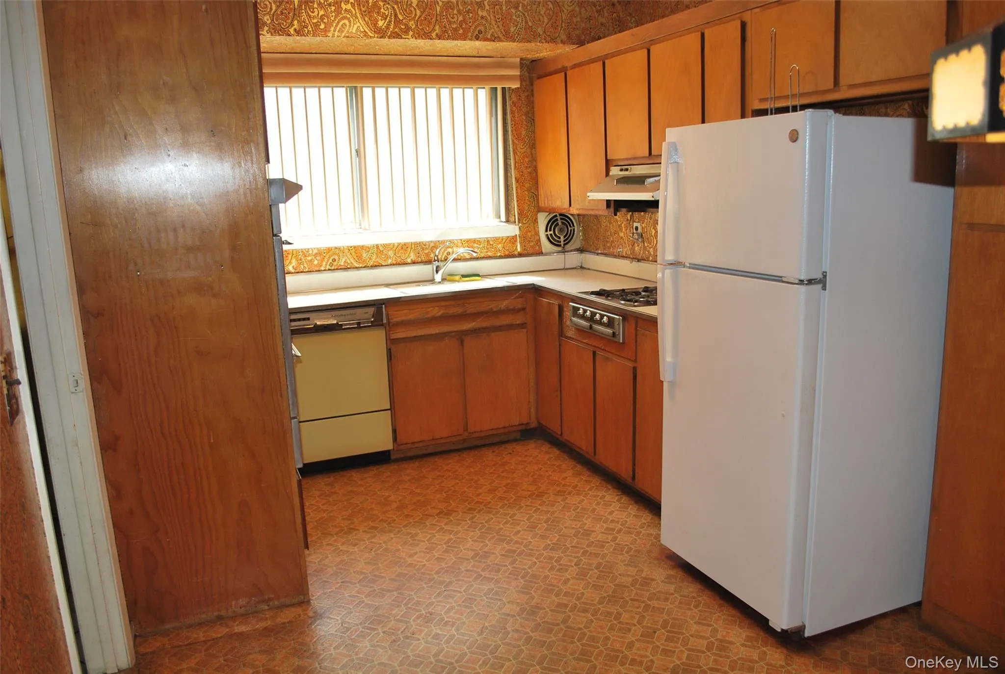 79 Marcus Avenue, North Hempstead, NY, 4 Bedrooms Bedrooms, 8 Rooms Rooms,2 BathroomsBathrooms,Residential,For Rent,Marcus,0,KEY1008462 79 Marcus Avenue, North Hempstead, NY, 4 Bedrooms Bedrooms, 8 Rooms Rooms,2 BathroomsBathrooms,Residential,For Rent,Marcus,0,KEY1008462