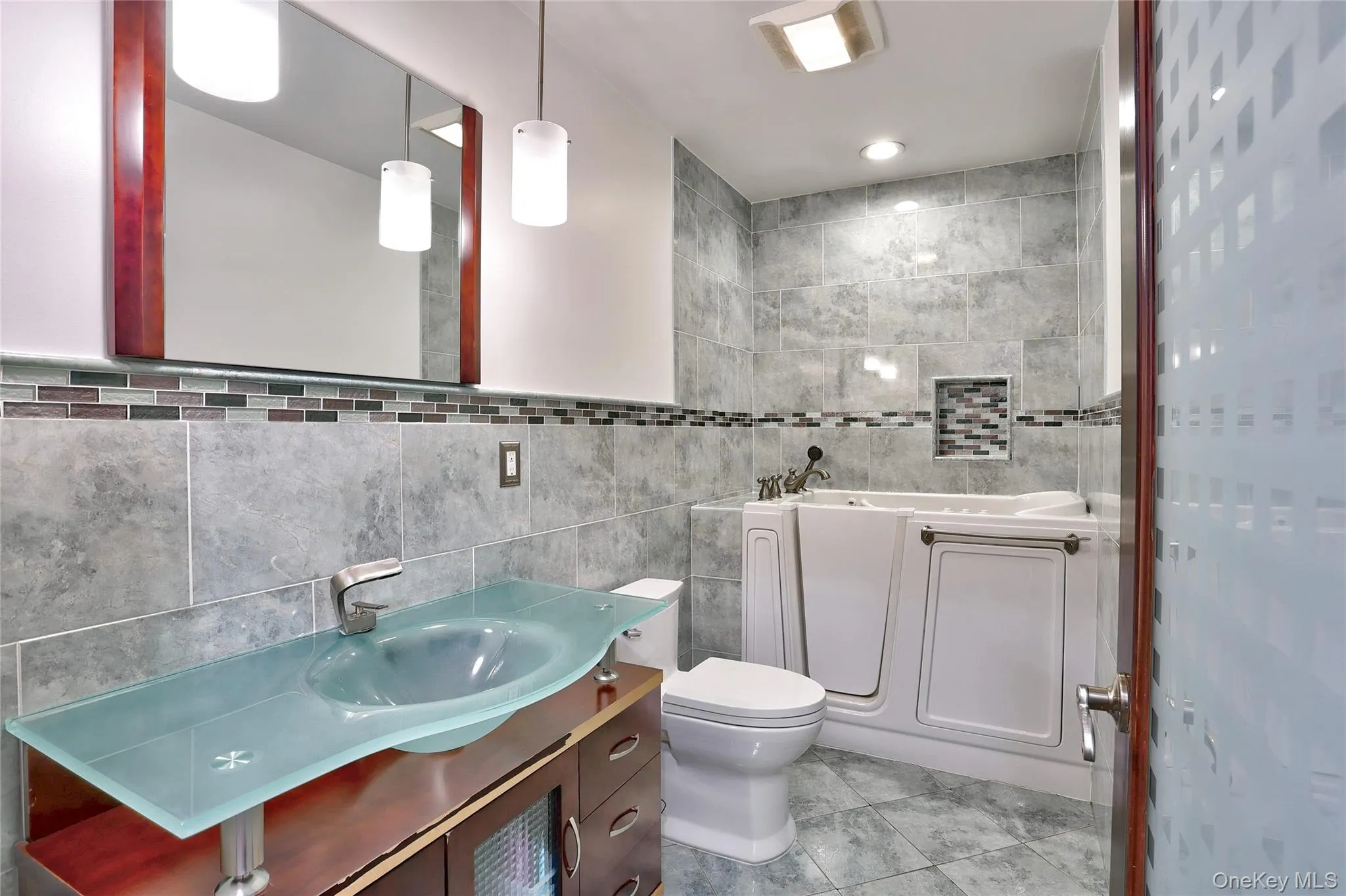 18 Wilsher Drive, Ramapo, NY, 5 Bedrooms Bedrooms, 12 Rooms Rooms,3 BathroomsBathrooms,Residential,For Rent,Wilsher,0,1008464 18 Wilsher Drive, Ramapo, NY, 5 Bedrooms Bedrooms, 12 Rooms Rooms,3 BathroomsBathrooms,Residential,For Rent,Wilsher,0,1008464