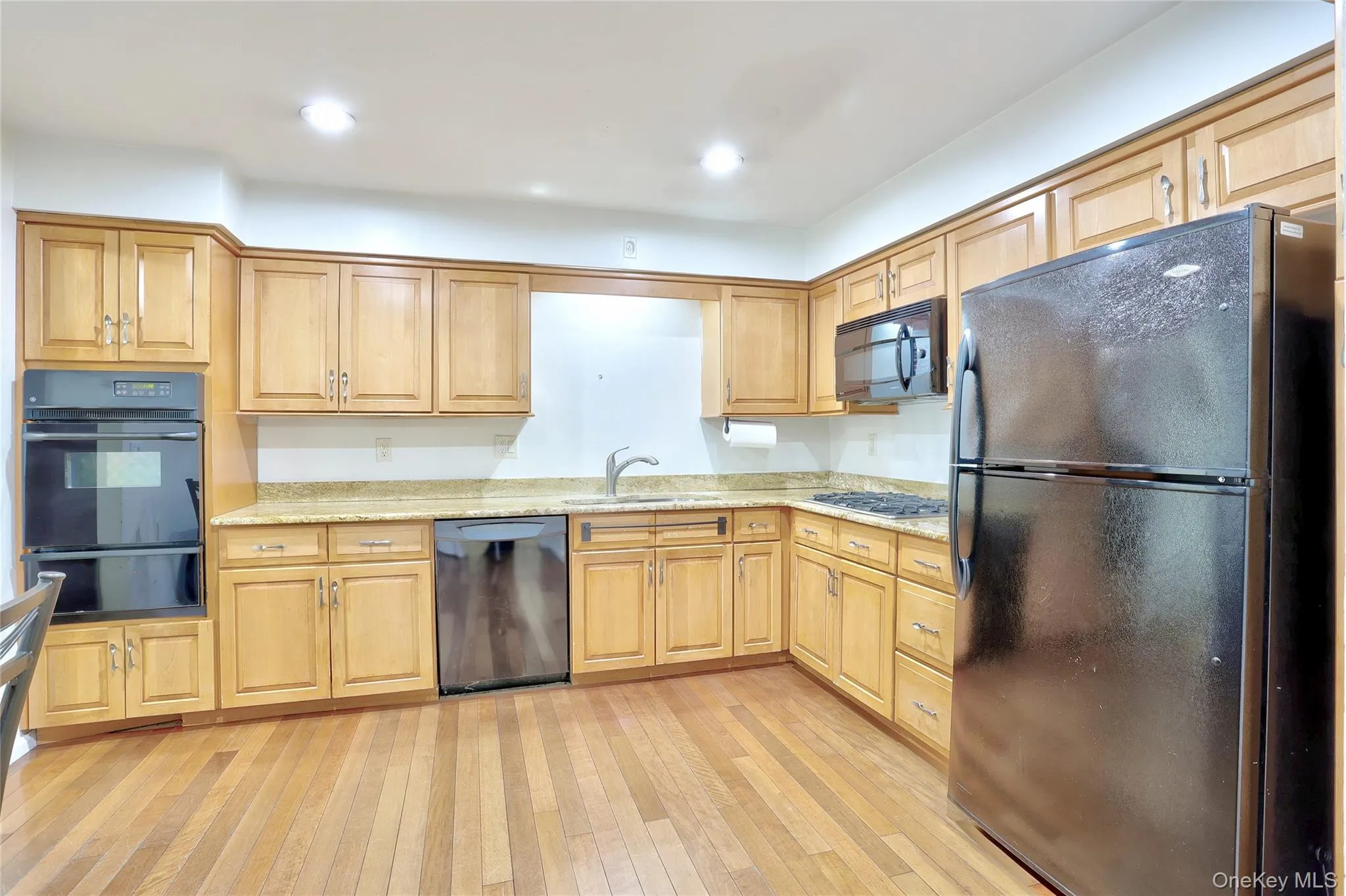 18 Wilsher Drive, Ramapo, NY, 5 Bedrooms Bedrooms, 12 Rooms Rooms,3 BathroomsBathrooms,Residential,For Rent,Wilsher,0,1008464 18 Wilsher Drive, Ramapo, NY, 5 Bedrooms Bedrooms, 12 Rooms Rooms,3 BathroomsBathrooms,Residential,For Rent,Wilsher,0,1008464