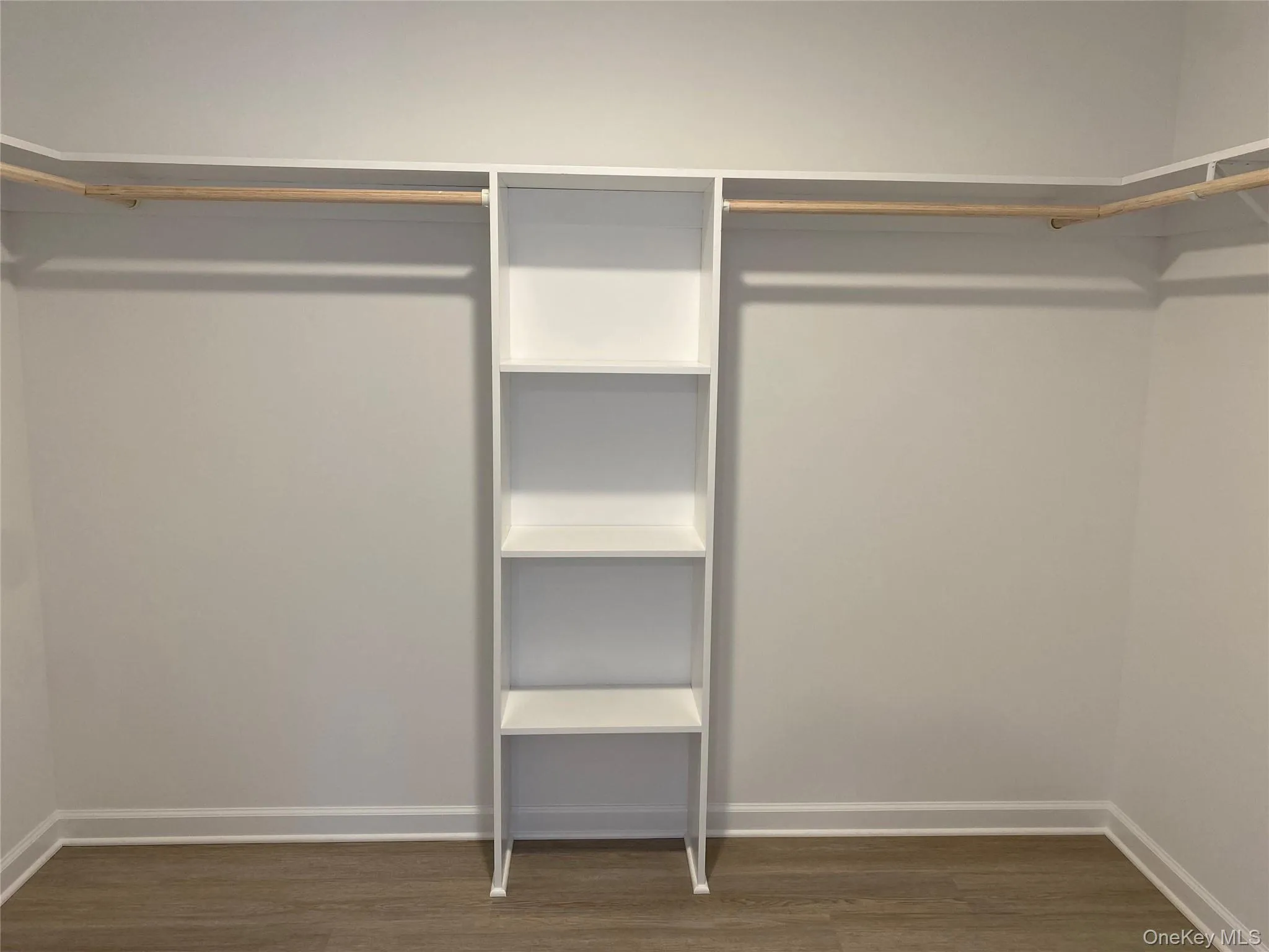 Walk in closet Walk in closet