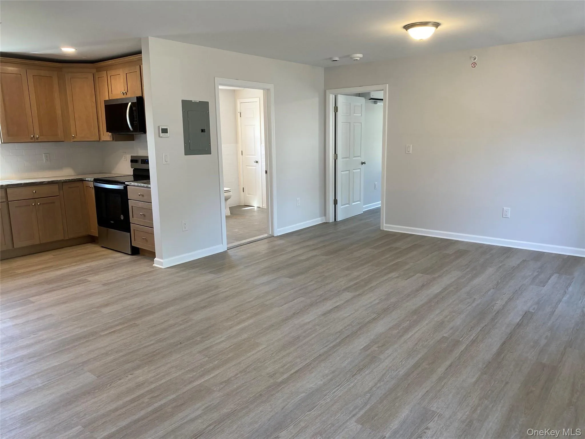 120 CENTRAL Avenue, Orangetown, NY, 1 Bedroom Bedrooms, 4 Rooms Rooms,1 BathroomBathrooms,Residential Lease,For Rent,CENTRAL,0,1008466 120 CENTRAL Avenue, Orangetown, NY, 1 Bedroom Bedrooms, 4 Rooms Rooms,1 BathroomBathrooms,Residential Lease,For Rent,CENTRAL,0,1008466