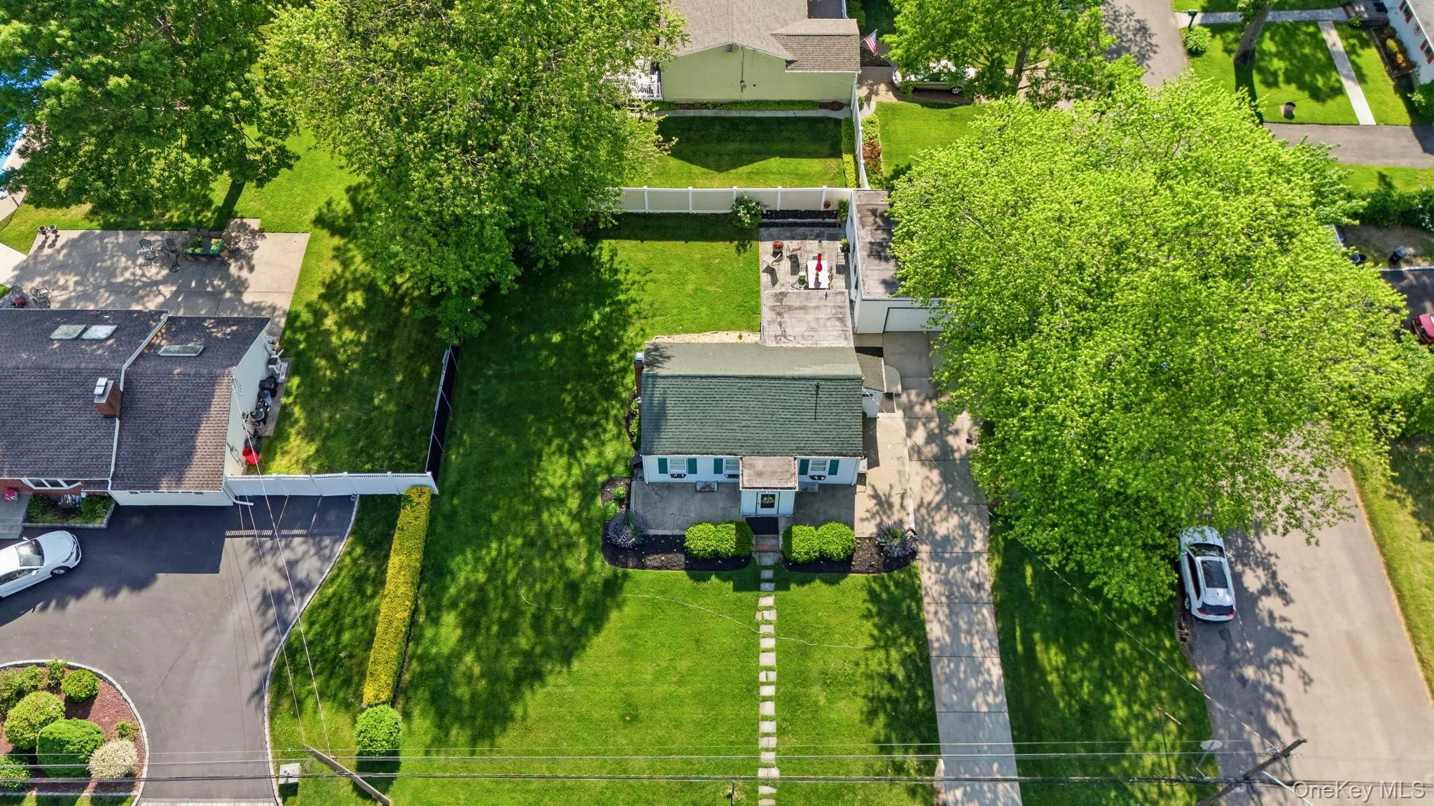 76 Hanrahan Avenue, Brookhaven, NY, 3 Bedrooms Bedrooms, 5 Rooms Rooms,1 BathroomBathrooms,Residential,For Rent,Hanrahan,0,KEY1008470 76 Hanrahan Avenue, Brookhaven, NY, 3 Bedrooms Bedrooms, 5 Rooms Rooms,1 BathroomBathrooms,Residential,For Rent,Hanrahan,0,KEY1008470