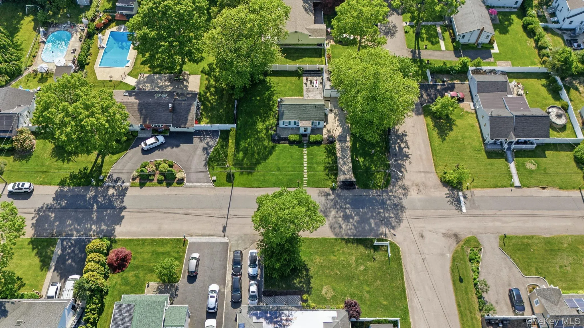 76 Hanrahan Avenue, Brookhaven, NY, 3 Bedrooms Bedrooms, 5 Rooms Rooms,1 BathroomBathrooms,Residential,For Rent,Hanrahan,0,KEY1008470 76 Hanrahan Avenue, Brookhaven, NY, 3 Bedrooms Bedrooms, 5 Rooms Rooms,1 BathroomBathrooms,Residential,For Rent,Hanrahan,0,KEY1008470
