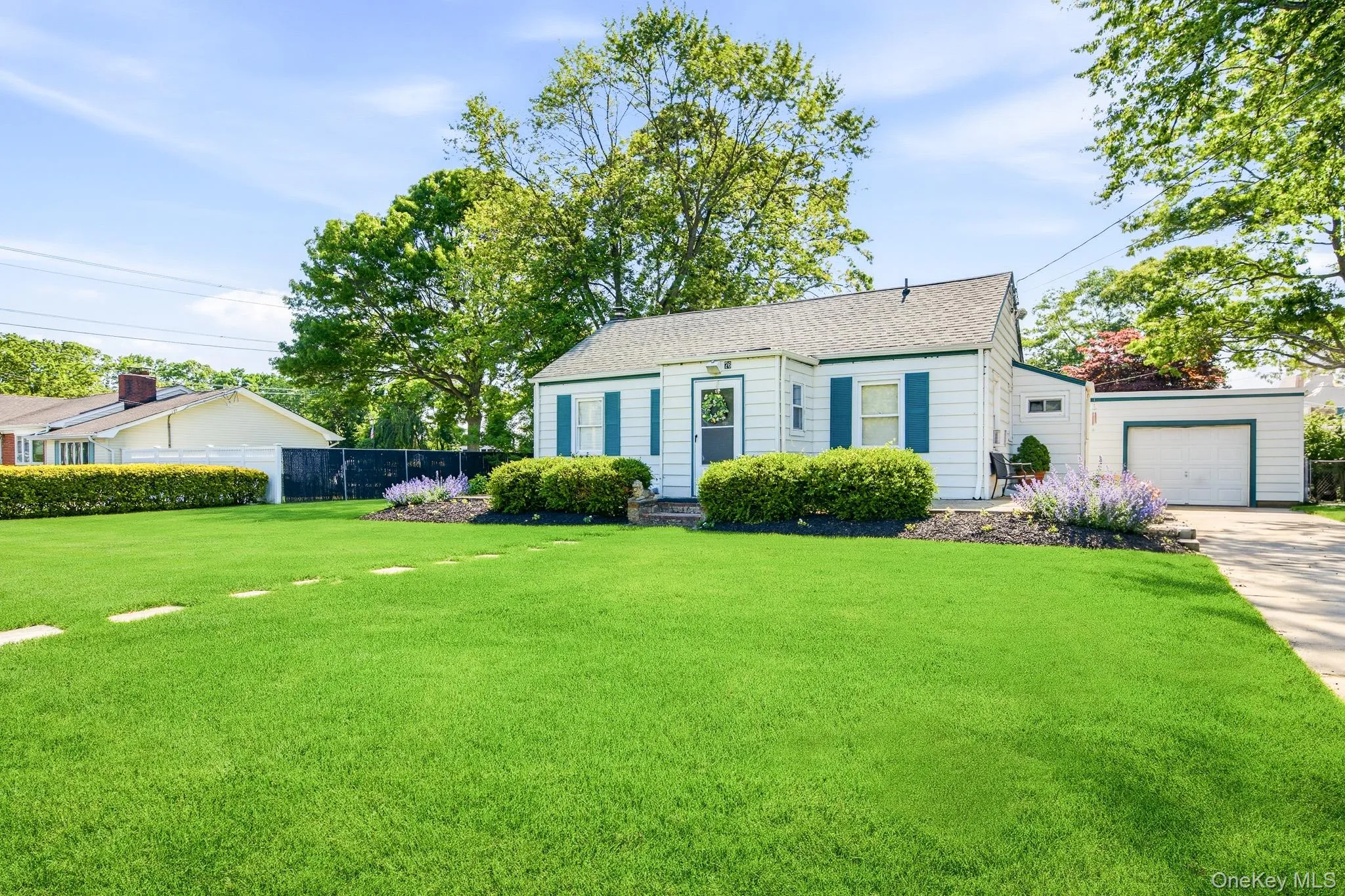 76 Hanrahan Avenue, Brookhaven, NY, 3 Bedrooms Bedrooms, 5 Rooms Rooms,1 BathroomBathrooms,Residential,For Rent,Hanrahan,0,KEY1008470 76 Hanrahan Avenue, Brookhaven, NY, 3 Bedrooms Bedrooms, 5 Rooms Rooms,1 BathroomBathrooms,Residential,For Rent,Hanrahan,0,KEY1008470