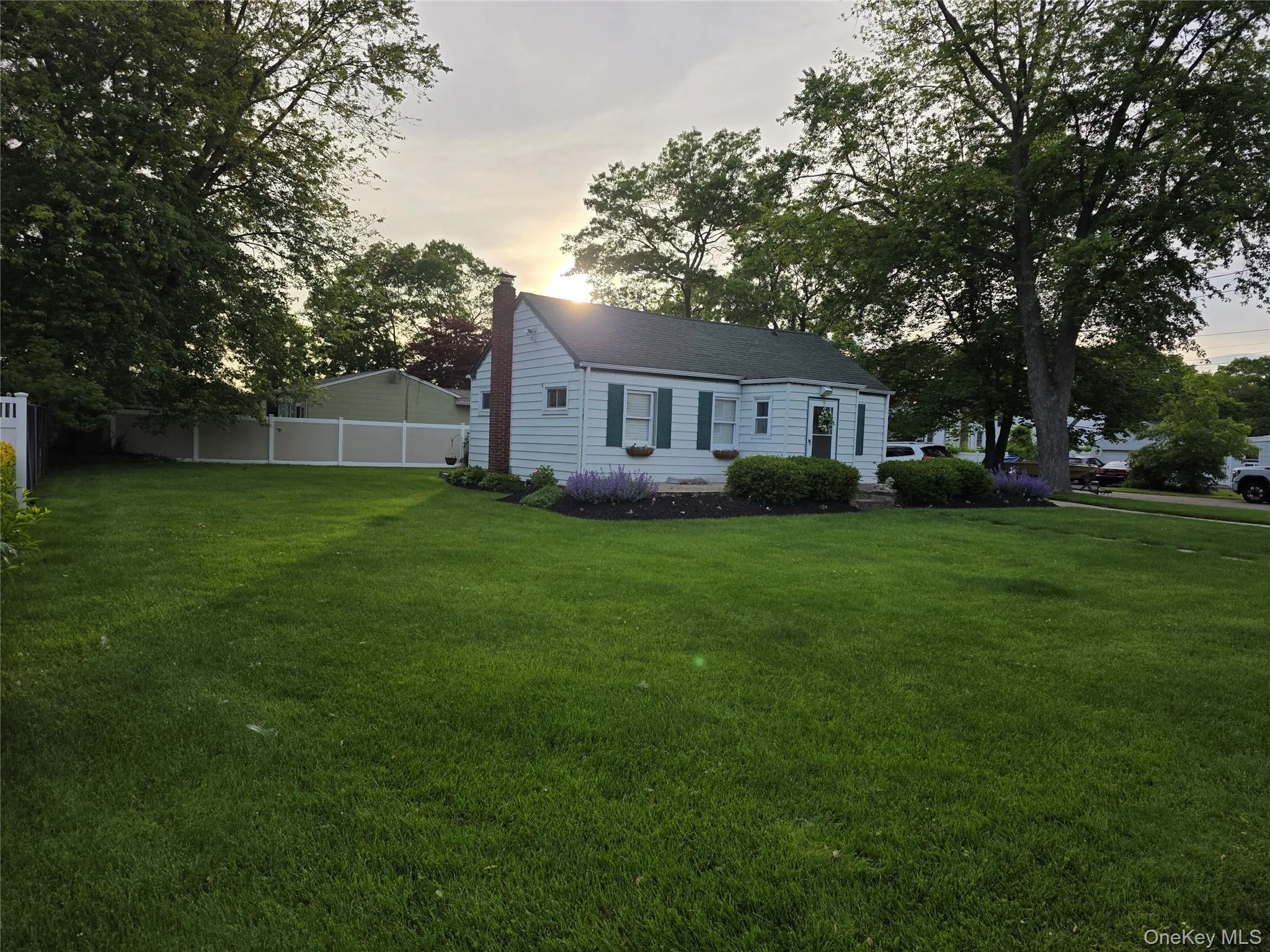 76 Hanrahan Avenue, Brookhaven, NY, 3 Bedrooms Bedrooms, 5 Rooms Rooms,1 BathroomBathrooms,Residential,For Rent,Hanrahan,0,1008470 76 Hanrahan Avenue, Brookhaven, NY, 3 Bedrooms Bedrooms, 5 Rooms Rooms,1 BathroomBathrooms,Residential,For Rent,Hanrahan,0,1008470