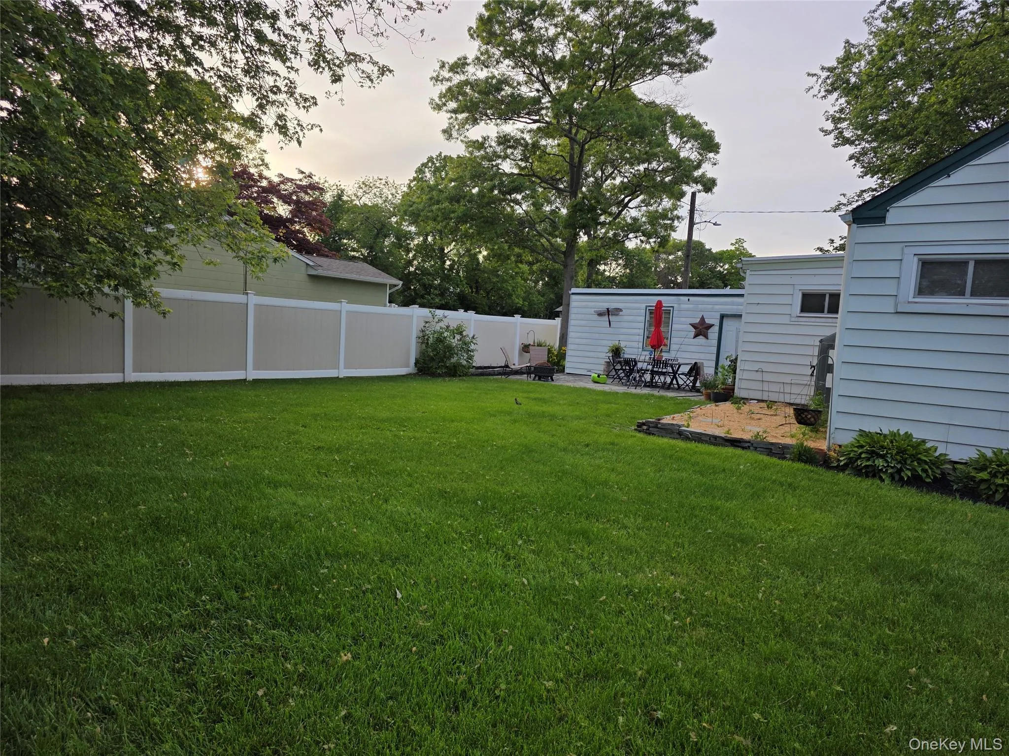 76 Hanrahan Avenue, Brookhaven, NY, 3 Bedrooms Bedrooms, 5 Rooms Rooms,1 BathroomBathrooms,Residential,For Rent,Hanrahan,0,KEY1008470 76 Hanrahan Avenue, Brookhaven, NY, 3 Bedrooms Bedrooms, 5 Rooms Rooms,1 BathroomBathrooms,Residential,For Rent,Hanrahan,0,KEY1008470