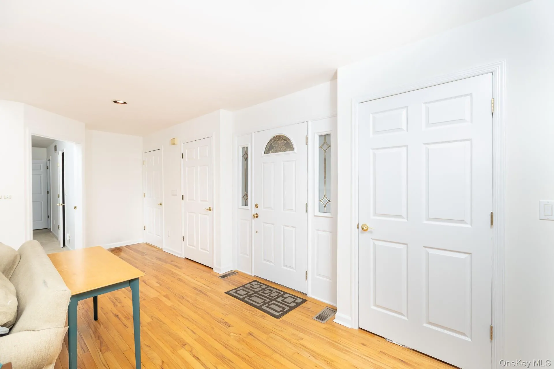 33 Windwood Court, Southampton, NY, 3 Bedrooms Bedrooms, 7 Rooms Rooms,2 BathroomsBathrooms,Residential,For Rent,Windwood,0,KEY1008472 33 Windwood Court, Southampton, NY, 3 Bedrooms Bedrooms, 7 Rooms Rooms,2 BathroomsBathrooms,Residential,For Rent,Windwood,0,KEY1008472