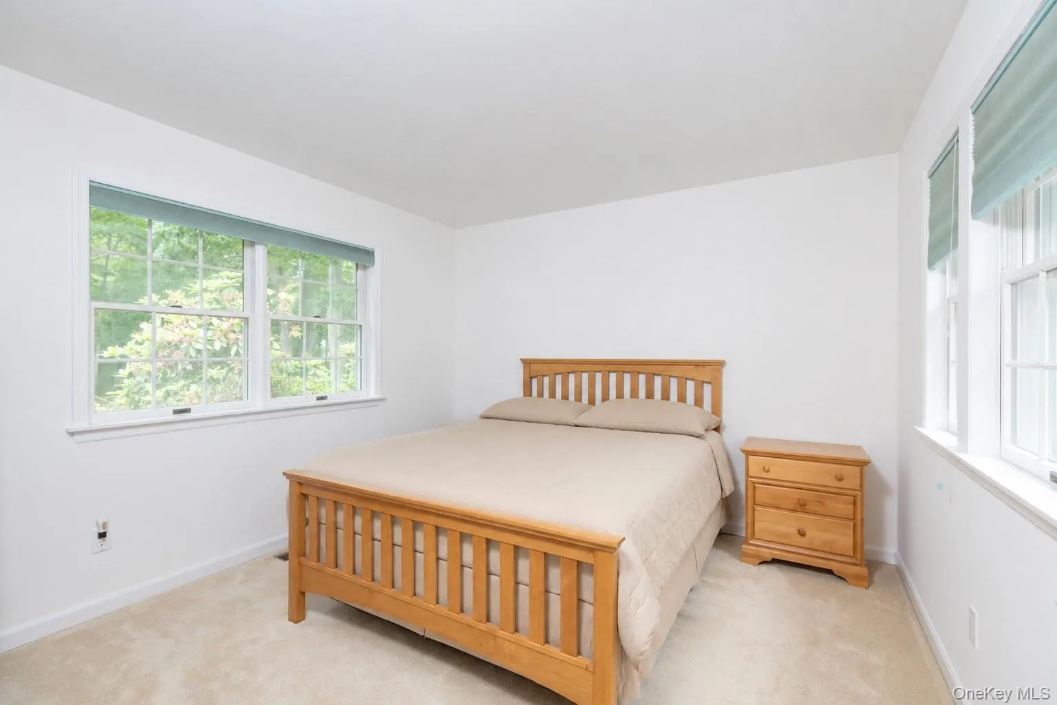 33 Windwood Court, Southampton, NY, 3 Bedrooms Bedrooms, 7 Rooms Rooms,2 BathroomsBathrooms,Residential,For Rent,Windwood,0,KEY1008472 33 Windwood Court, Southampton, NY, 3 Bedrooms Bedrooms, 7 Rooms Rooms,2 BathroomsBathrooms,Residential,For Rent,Windwood,0,KEY1008472