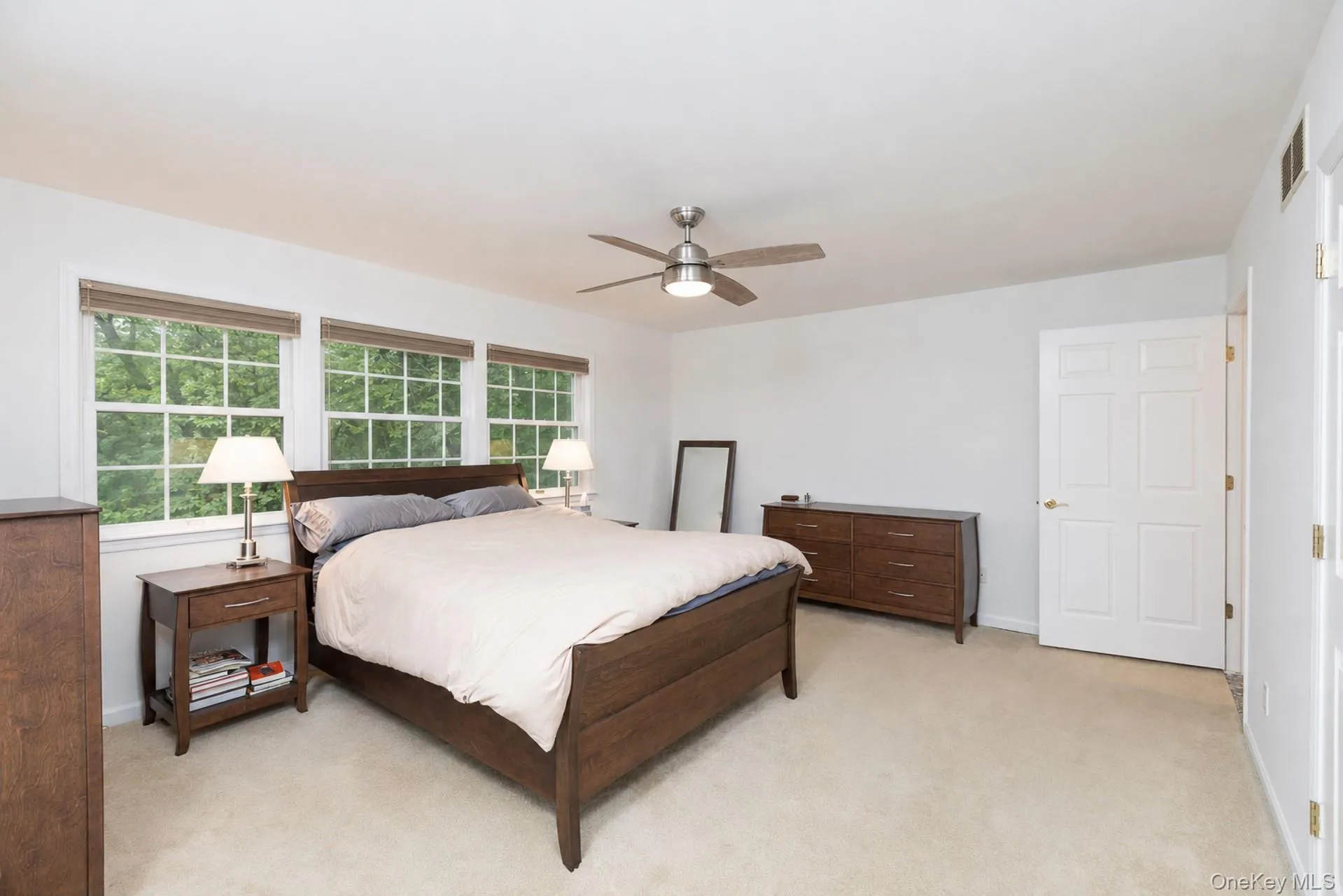 33 Windwood Court, Southampton, NY, 3 Bedrooms Bedrooms, 7 Rooms Rooms,2 BathroomsBathrooms,Residential,For Rent,Windwood,0,KEY1008472 33 Windwood Court, Southampton, NY, 3 Bedrooms Bedrooms, 7 Rooms Rooms,2 BathroomsBathrooms,Residential,For Rent,Windwood,0,KEY1008472