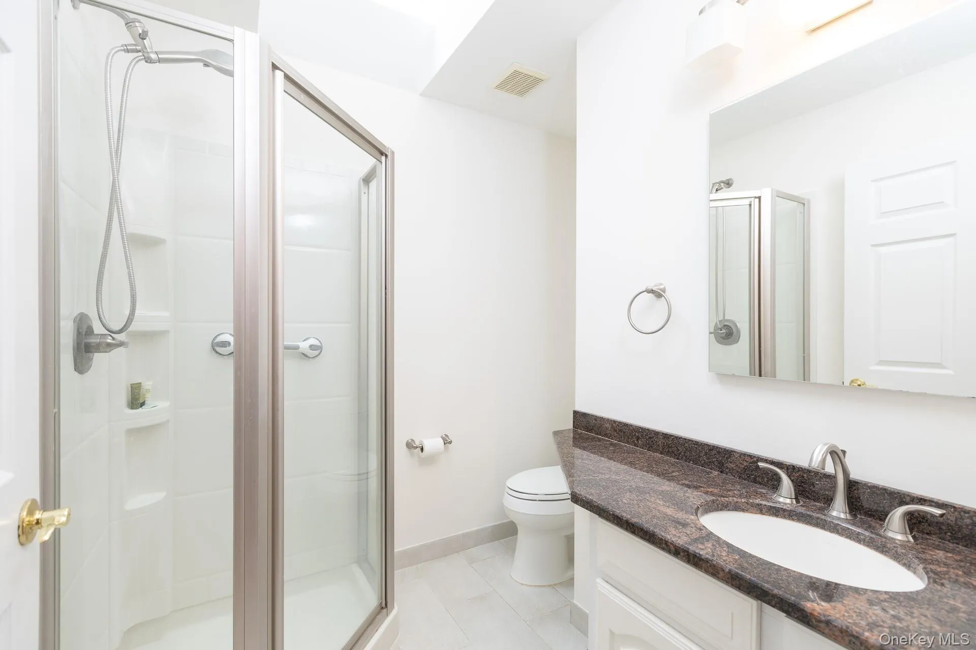 33 Windwood Court, Southampton, NY, 3 Bedrooms Bedrooms, 7 Rooms Rooms,2 BathroomsBathrooms,Residential,For Rent,Windwood,0,KEY1008472 33 Windwood Court, Southampton, NY, 3 Bedrooms Bedrooms, 7 Rooms Rooms,2 BathroomsBathrooms,Residential,For Rent,Windwood,0,KEY1008472