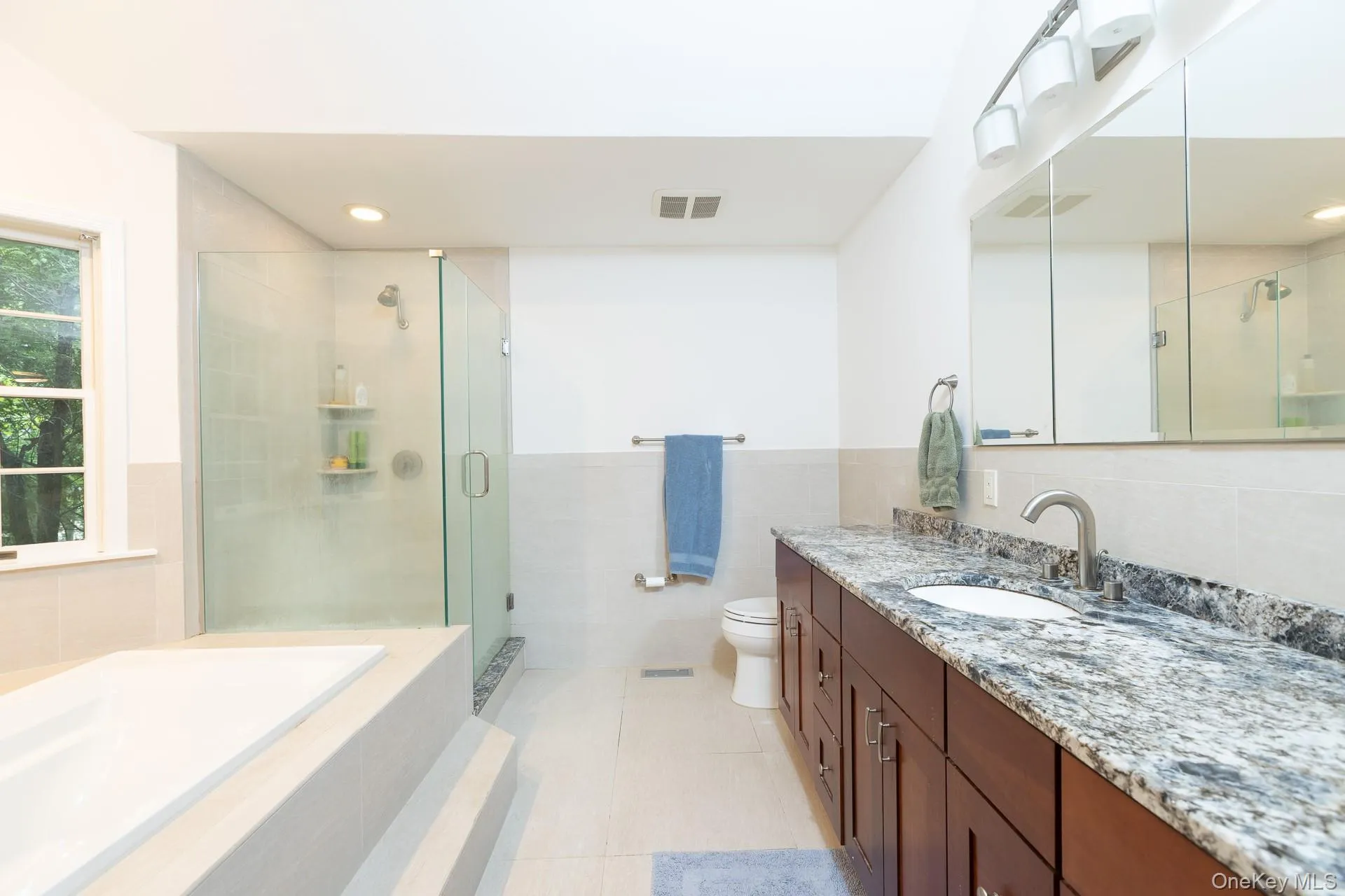 33 Windwood Court, Southampton, NY, 3 Bedrooms Bedrooms, 7 Rooms Rooms,2 BathroomsBathrooms,Residential,For Rent,Windwood,0,KEY1008472 33 Windwood Court, Southampton, NY, 3 Bedrooms Bedrooms, 7 Rooms Rooms,2 BathroomsBathrooms,Residential,For Rent,Windwood,0,KEY1008472