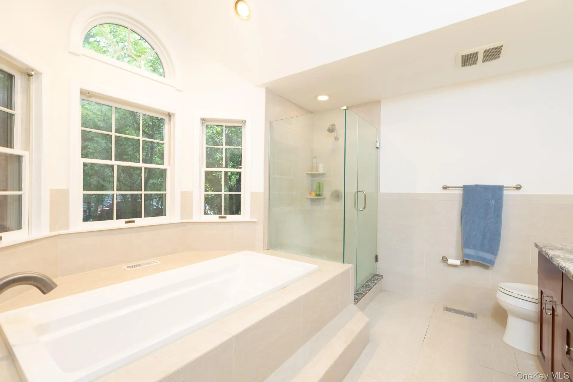 33 Windwood Court, Southampton, NY, 3 Bedrooms Bedrooms, 7 Rooms Rooms,2 BathroomsBathrooms,Residential,For Rent,Windwood,0,KEY1008472 33 Windwood Court, Southampton, NY, 3 Bedrooms Bedrooms, 7 Rooms Rooms,2 BathroomsBathrooms,Residential,For Rent,Windwood,0,KEY1008472