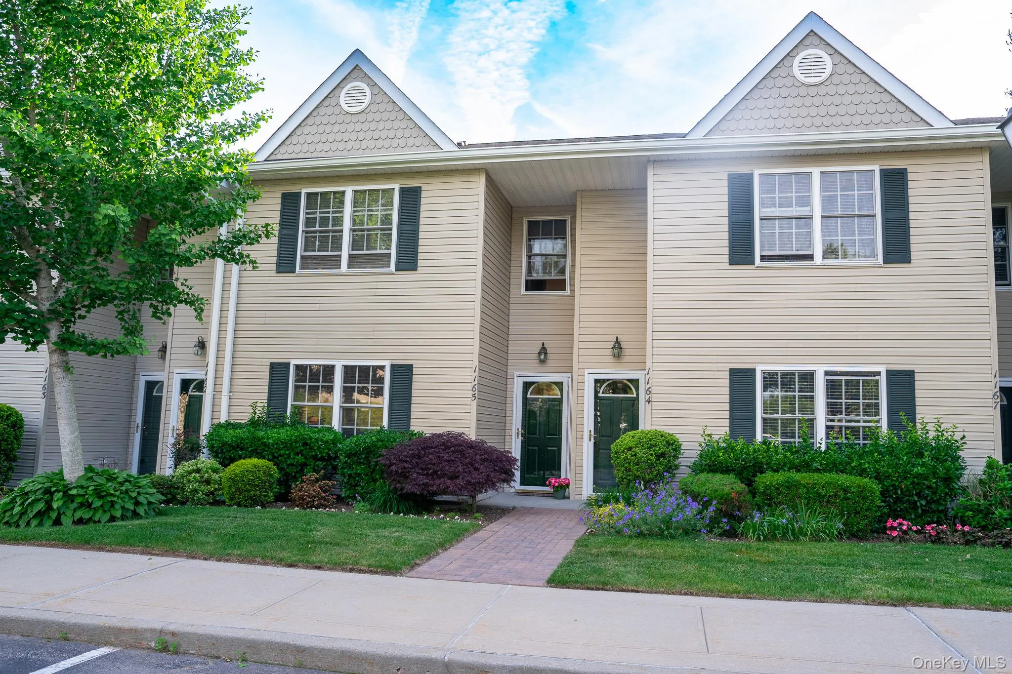 1165 Savoy Drive, Huntington, NY, 2 Bedrooms Bedrooms, 6 Rooms Rooms,2 BathroomsBathrooms,Residential,For Rent,Savoy,0,1008475 1165 Savoy Drive, Huntington, NY, 2 Bedrooms Bedrooms, 6 Rooms Rooms,2 BathroomsBathrooms,Residential,For Rent,Savoy,0,1008475