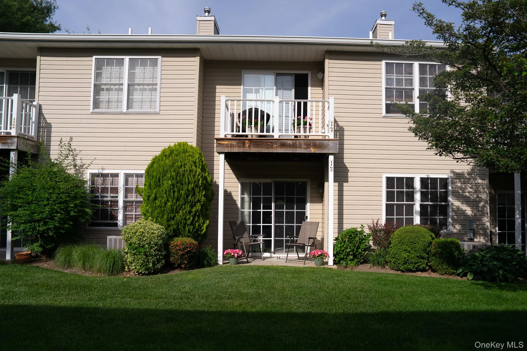 1165 Savoy Drive, Huntington, NY, 2 Bedrooms Bedrooms, 6 Rooms Rooms,2 BathroomsBathrooms,Residential,For Rent,Savoy,0,1008475 1165 Savoy Drive, Huntington, NY, 2 Bedrooms Bedrooms, 6 Rooms Rooms,2 BathroomsBathrooms,Residential,For Rent,Savoy,0,1008475